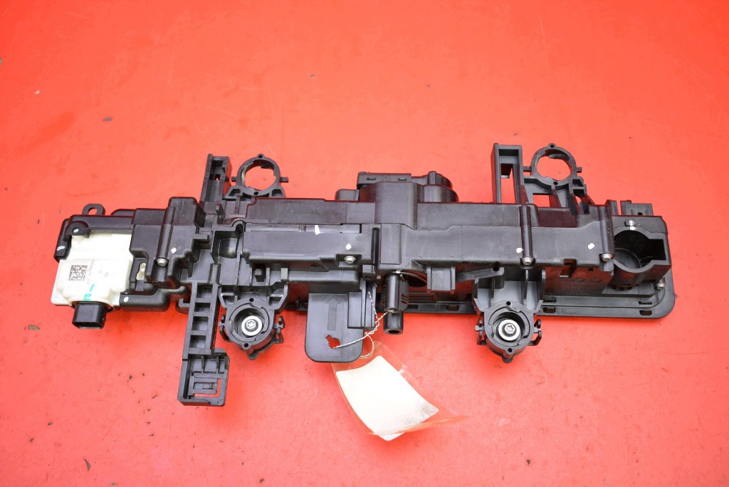 handle right front front black 403006541AA JAECOO J7 23