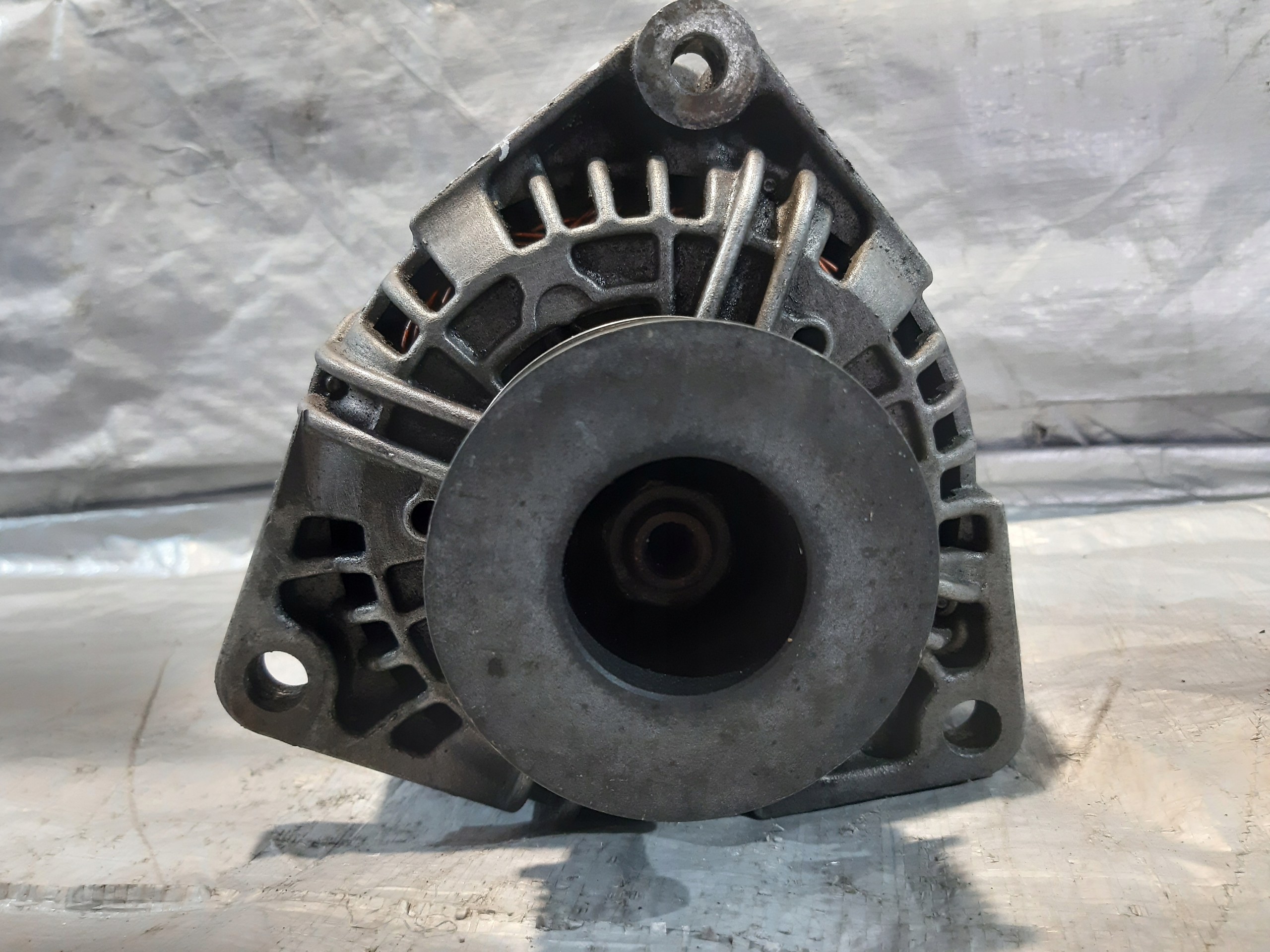 alternator Bosch 0 124 655 039 28V 40-100A