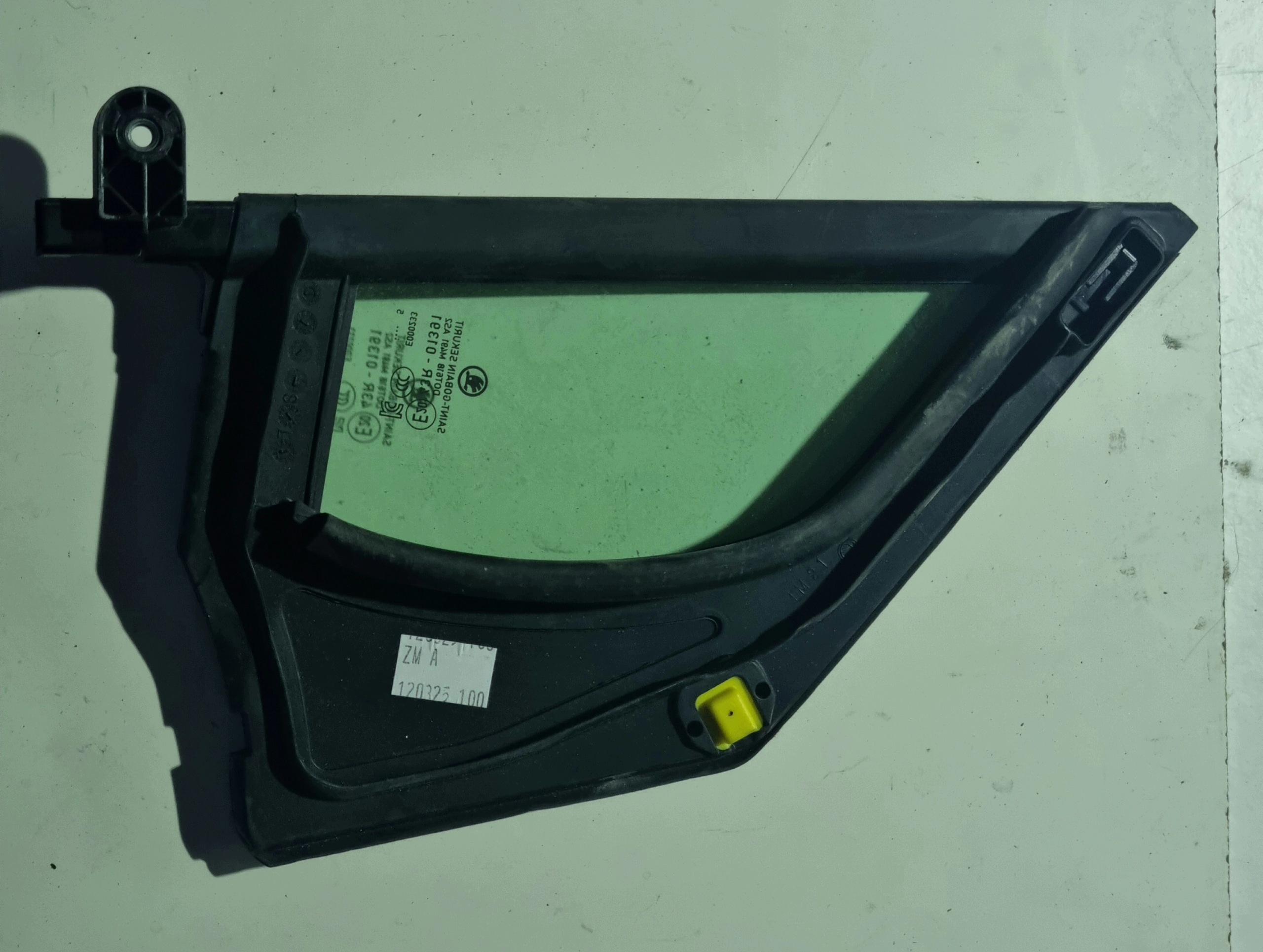 SKODA ENYAQ IV window bodywork door left front 5LA845113