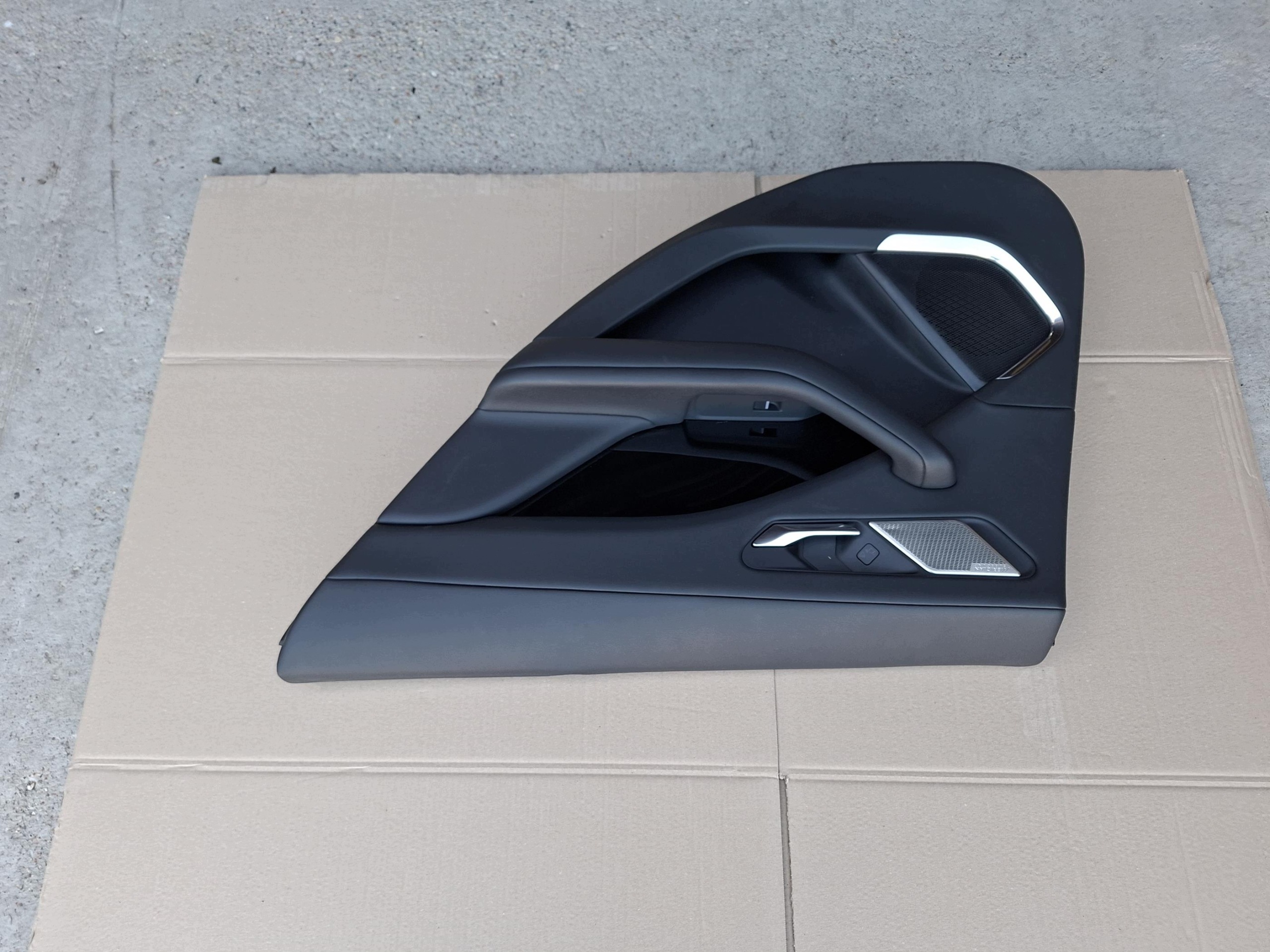side door rear part rear right upholstery JAGUAR and-PACE X590 EV400