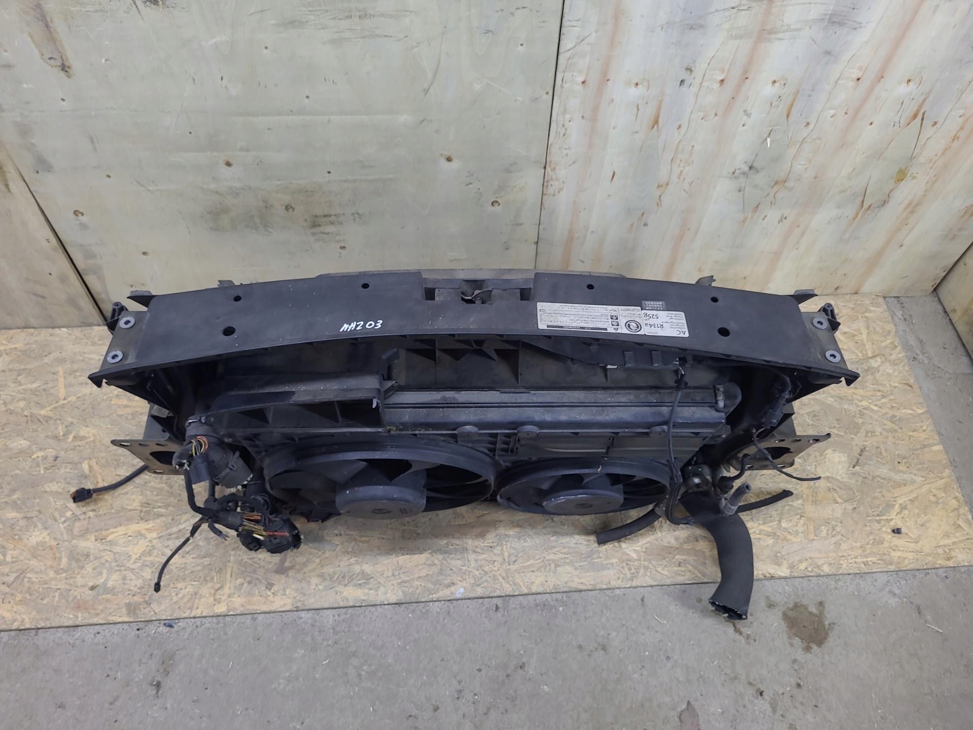 support panel for radiators pillar iron Volkswagen Touran 2nd facelift 2011