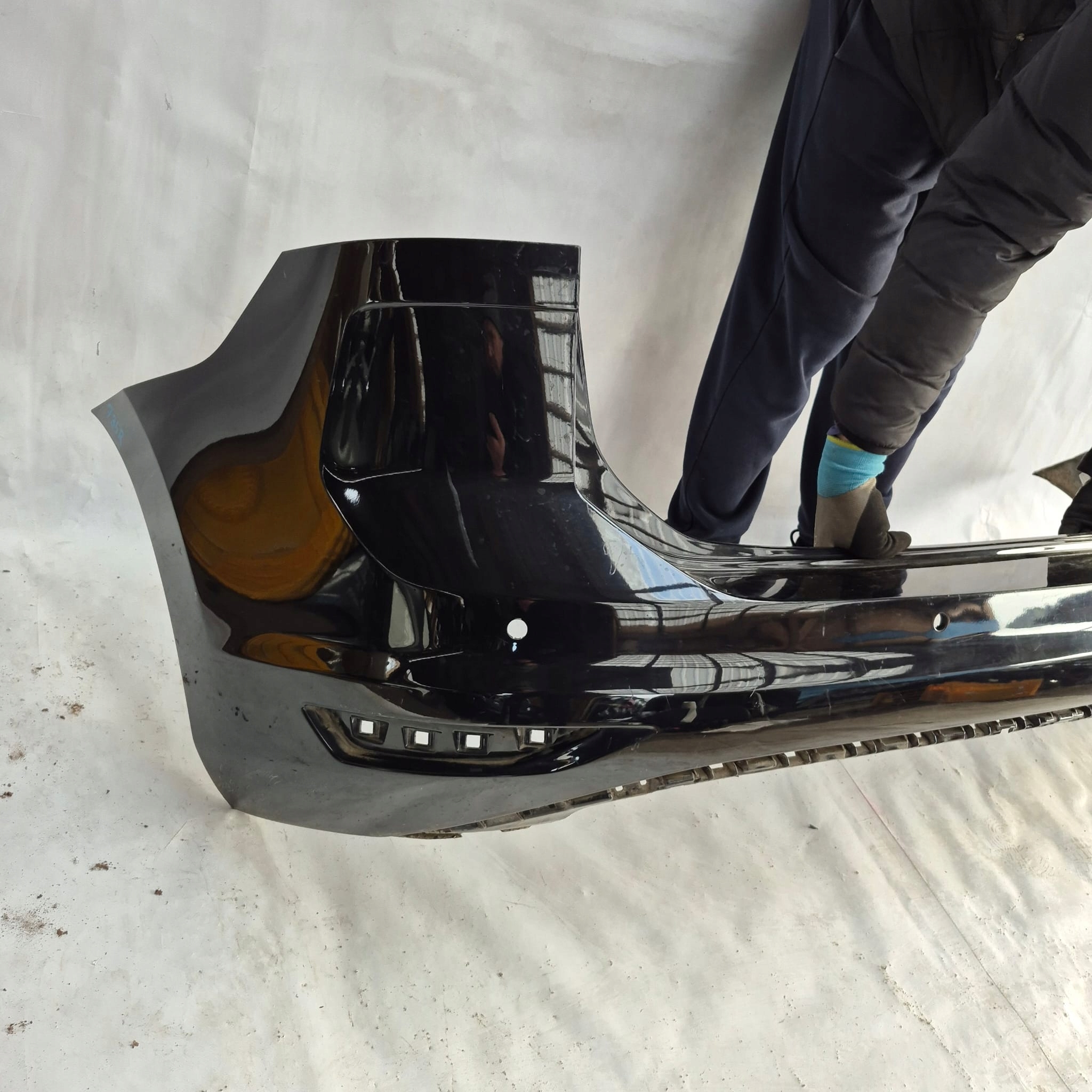 VW TOURAN II 2 15-26 bumper rear part rear 4XPDC