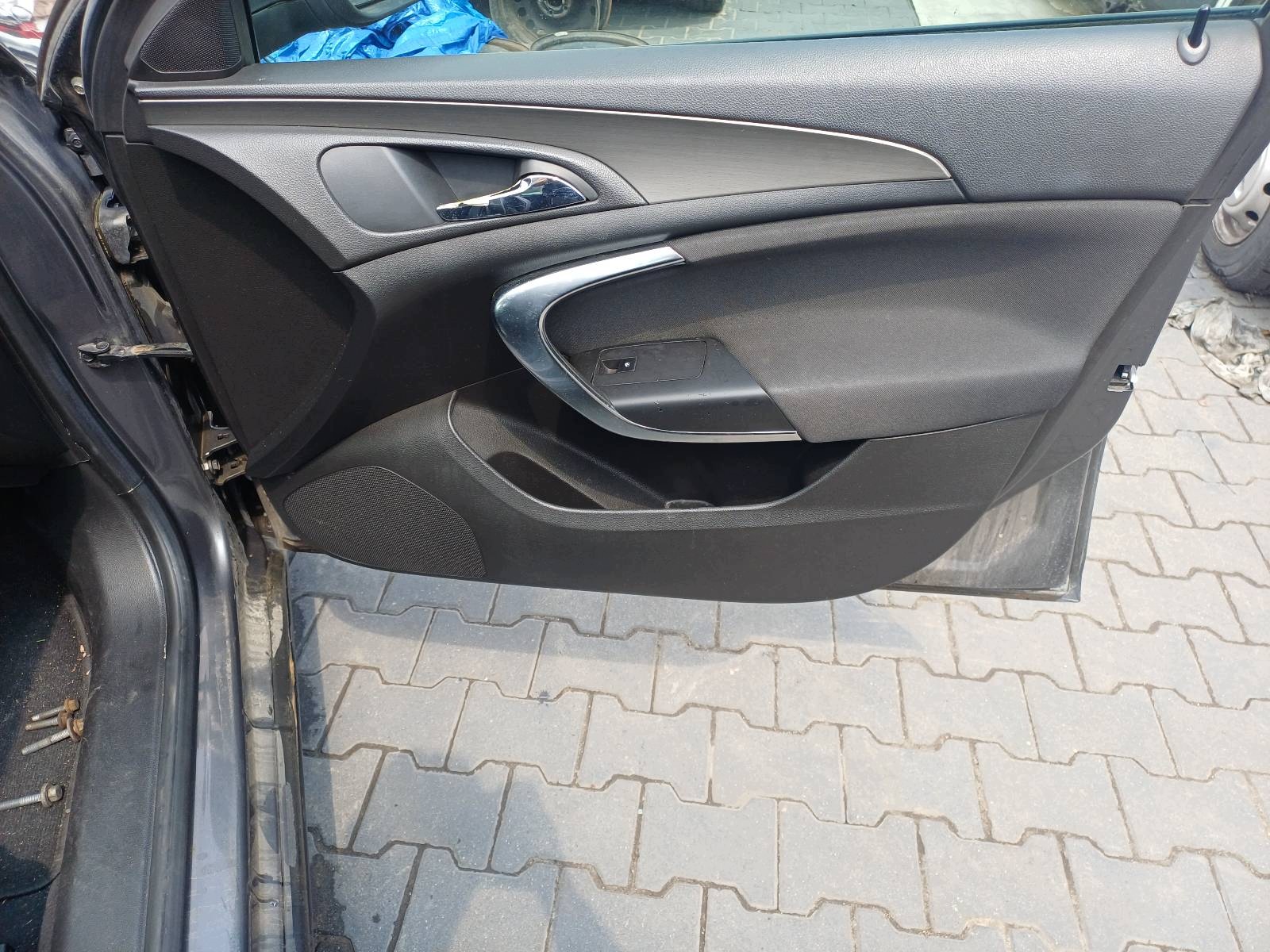 door complete right front OPEL INSIGNIA A Z177