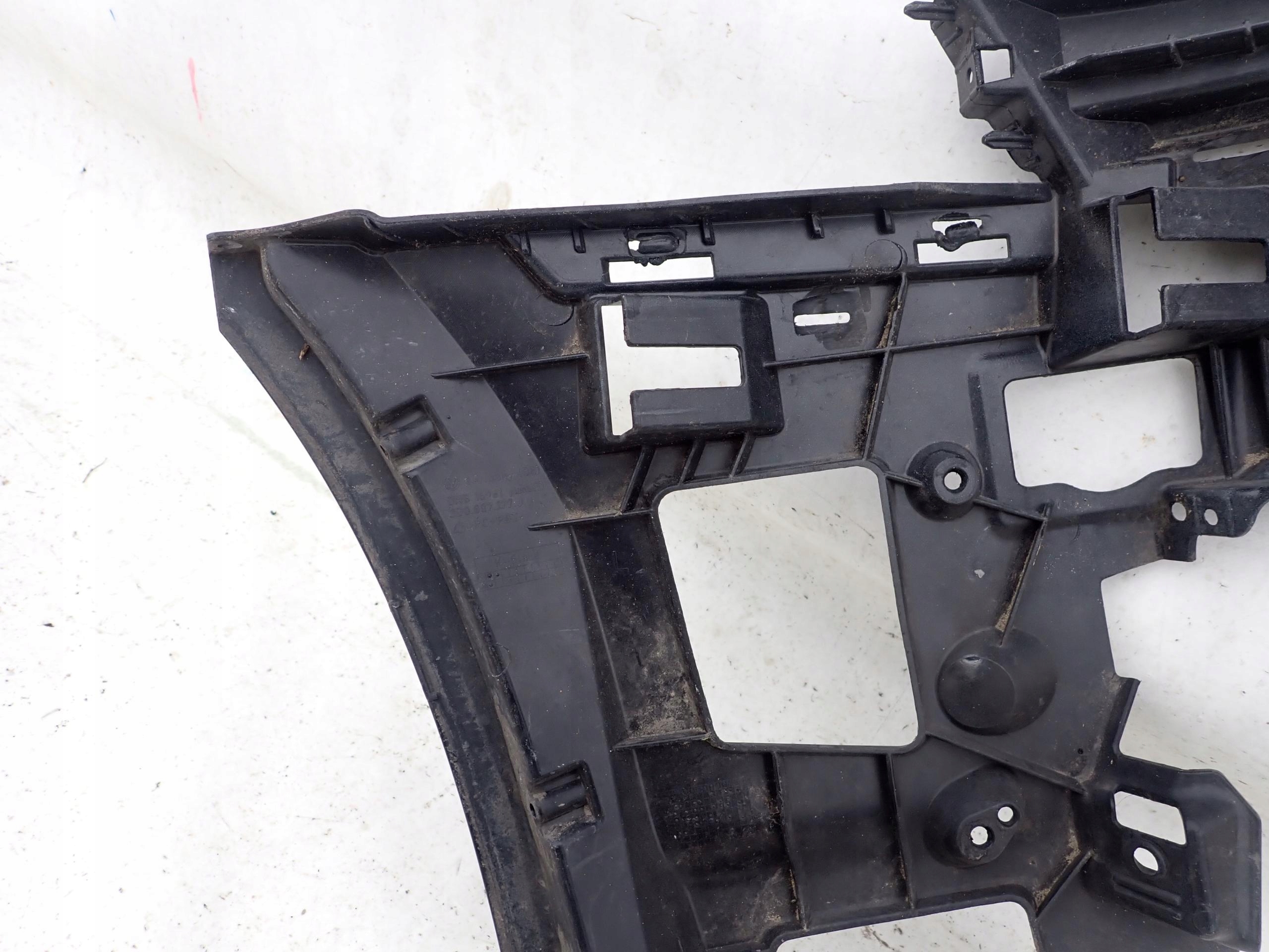 VW PHAETON 3D0 držák držák levé předek