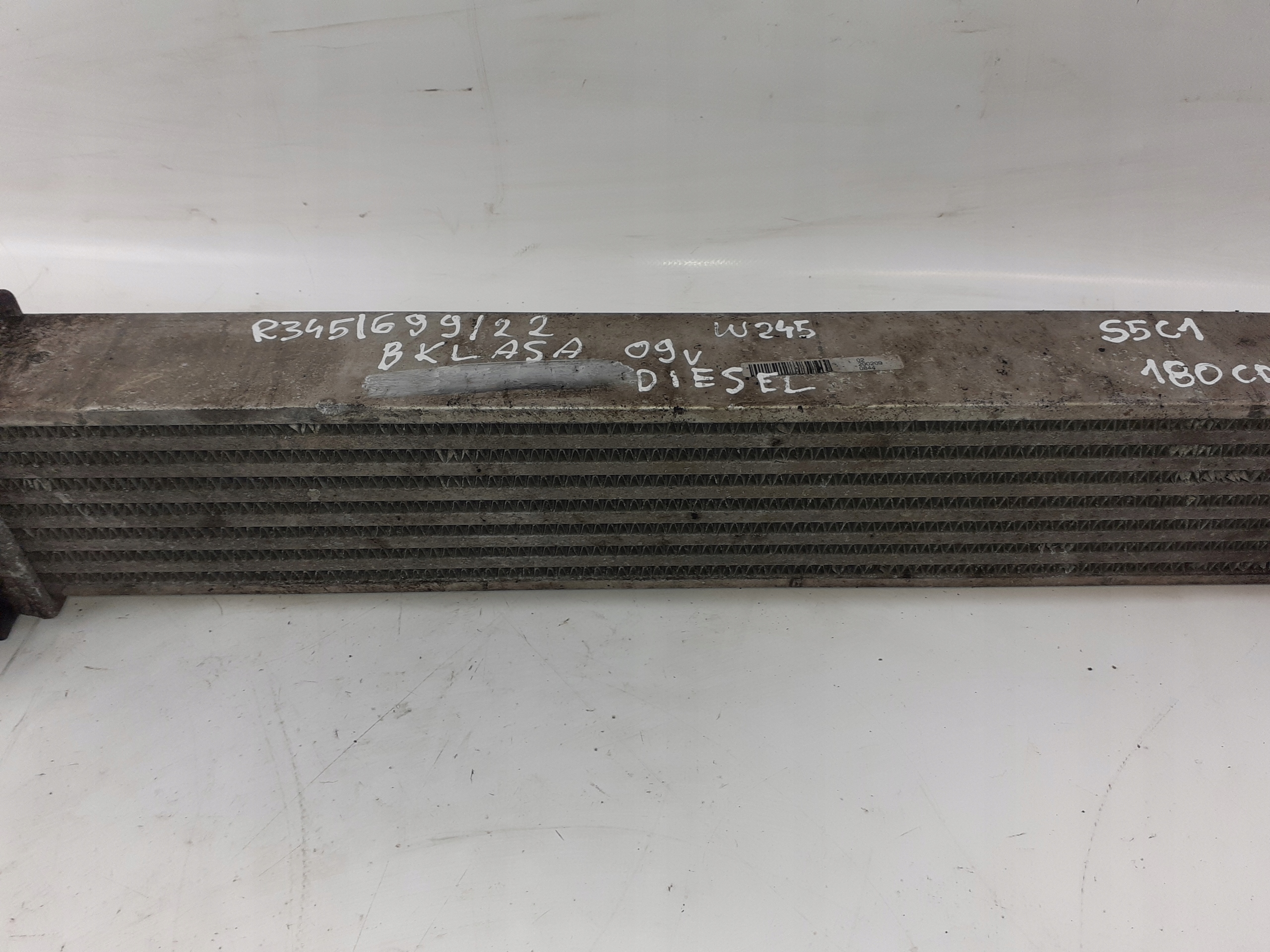Mercedes B klasa W245 radiator intercooler