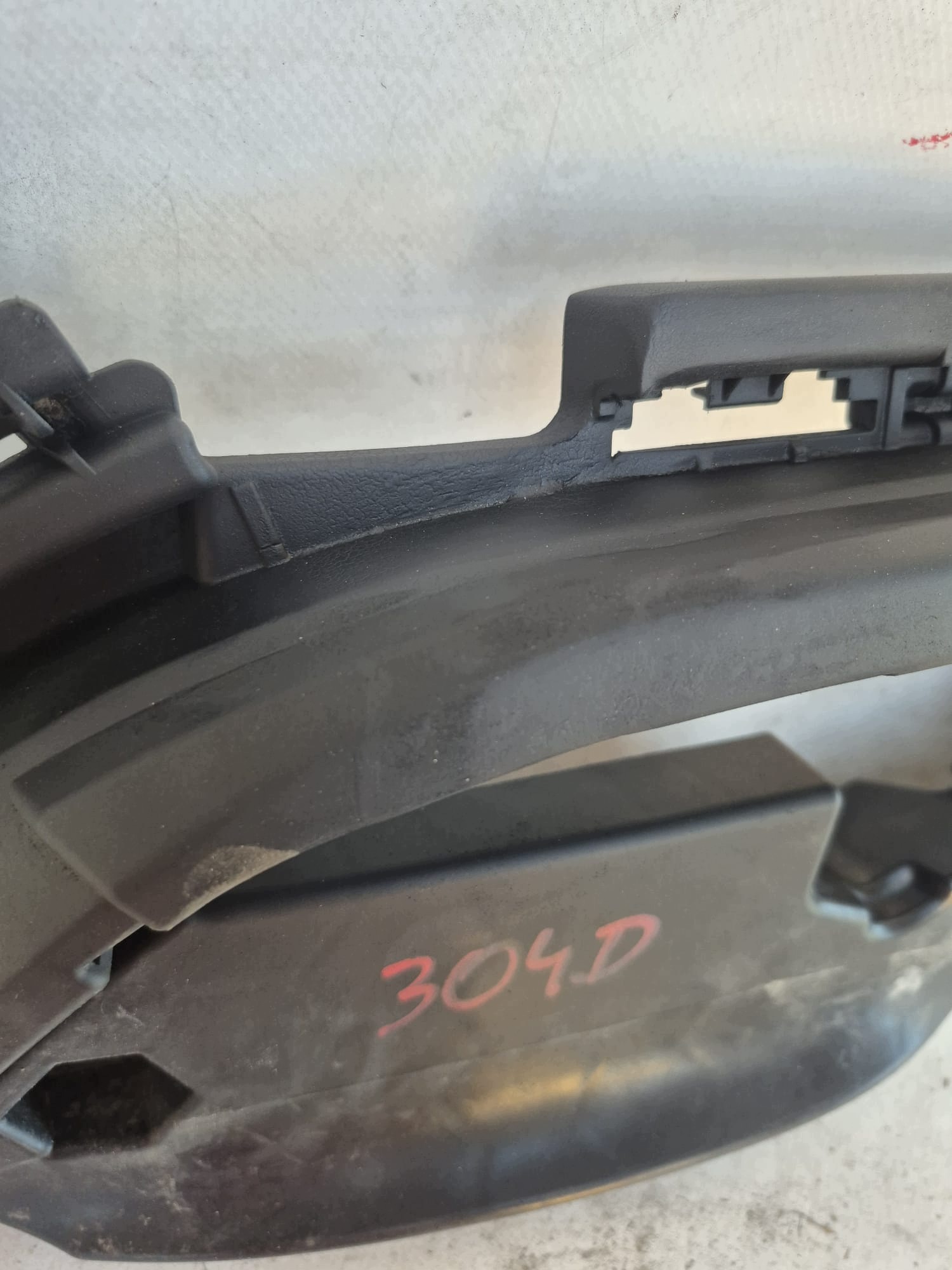 PORSCHE MACAN LIFT 95B bracket holder fog lights left 95B807275A