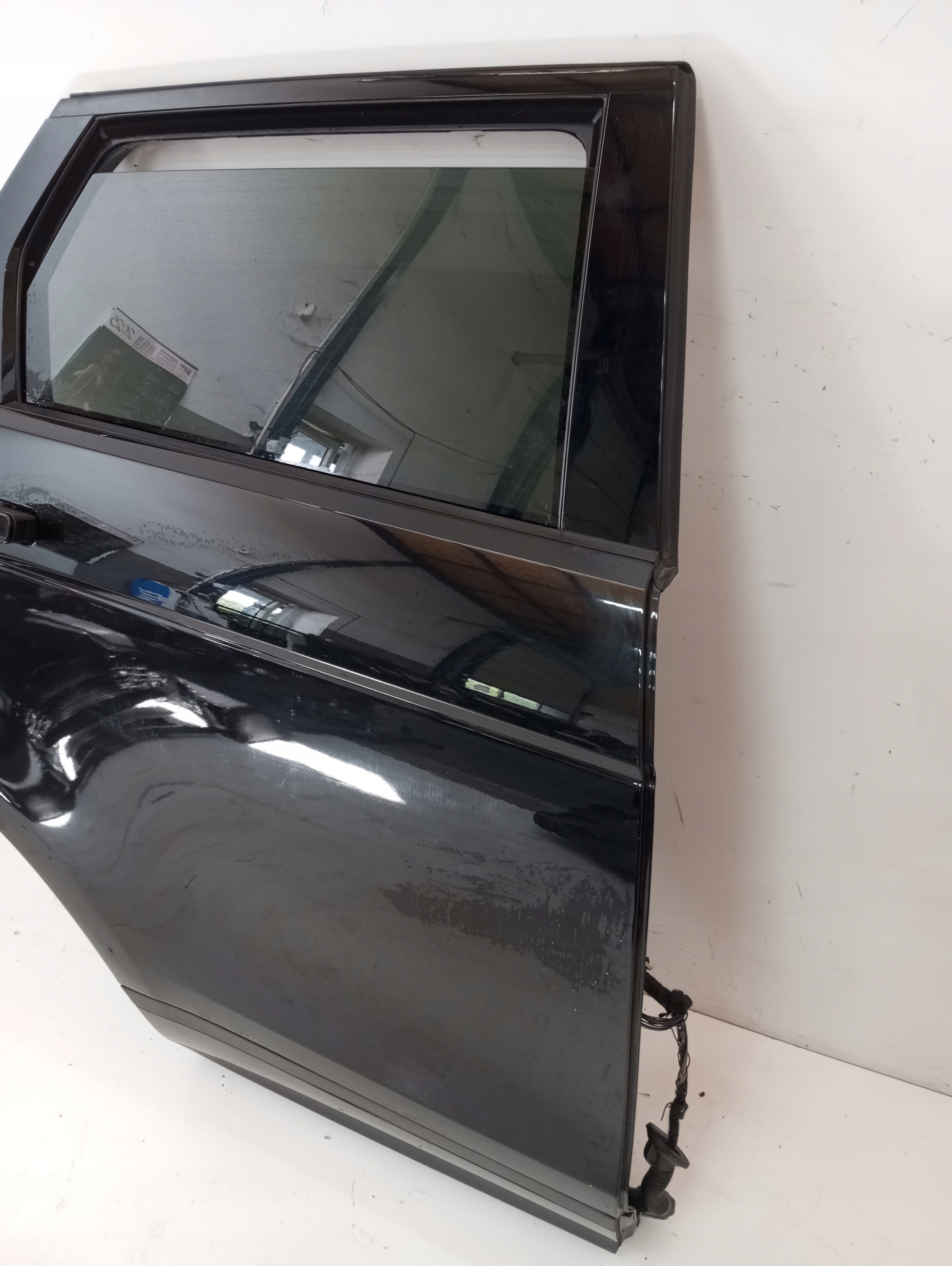door right rear. RANGE ROVER EVOQUE II 19R