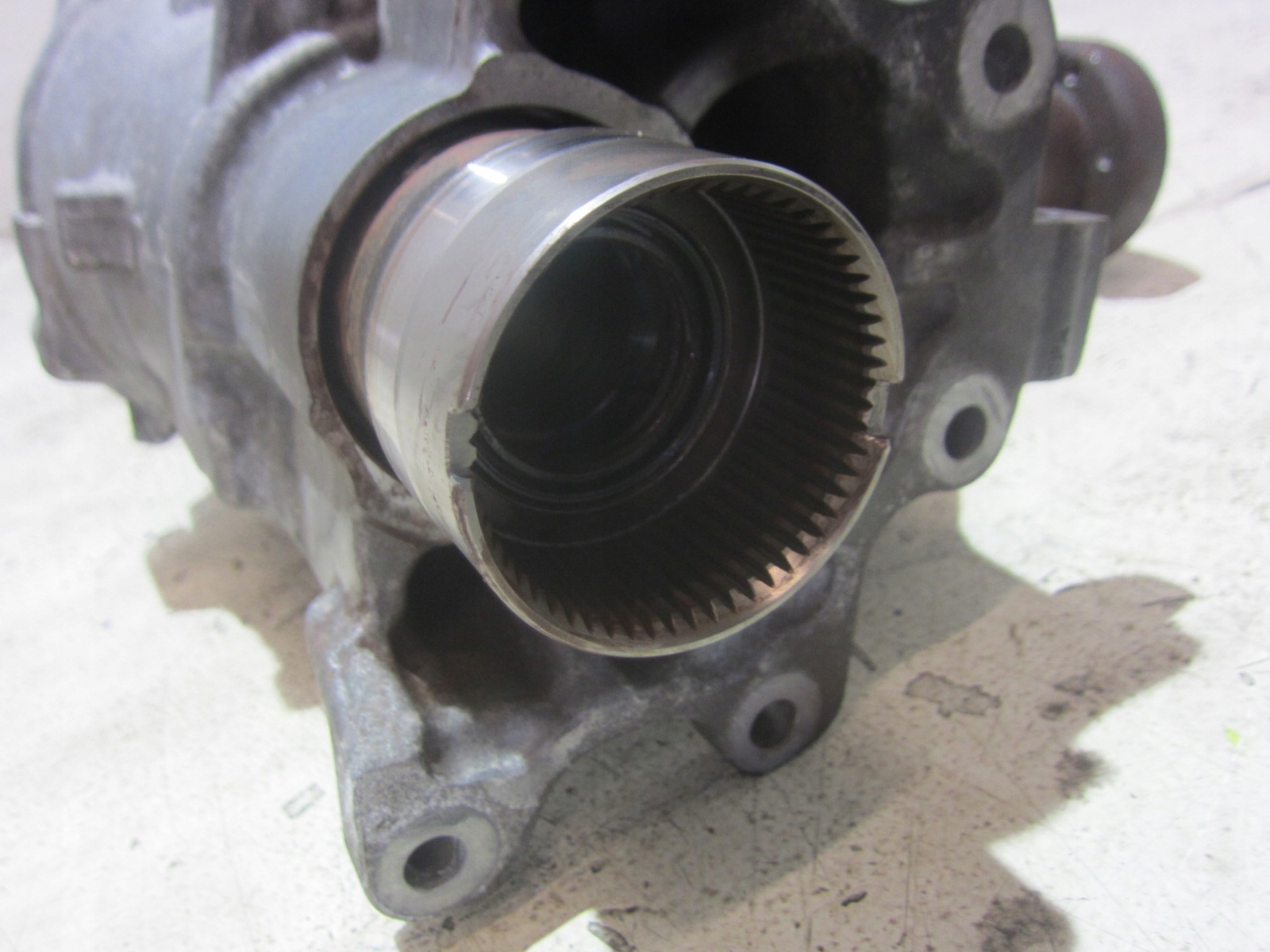 VOLVO XC90 II XC 90 2.0 T6 AWD REDUKTOR gearboxes diff differential front 31492030