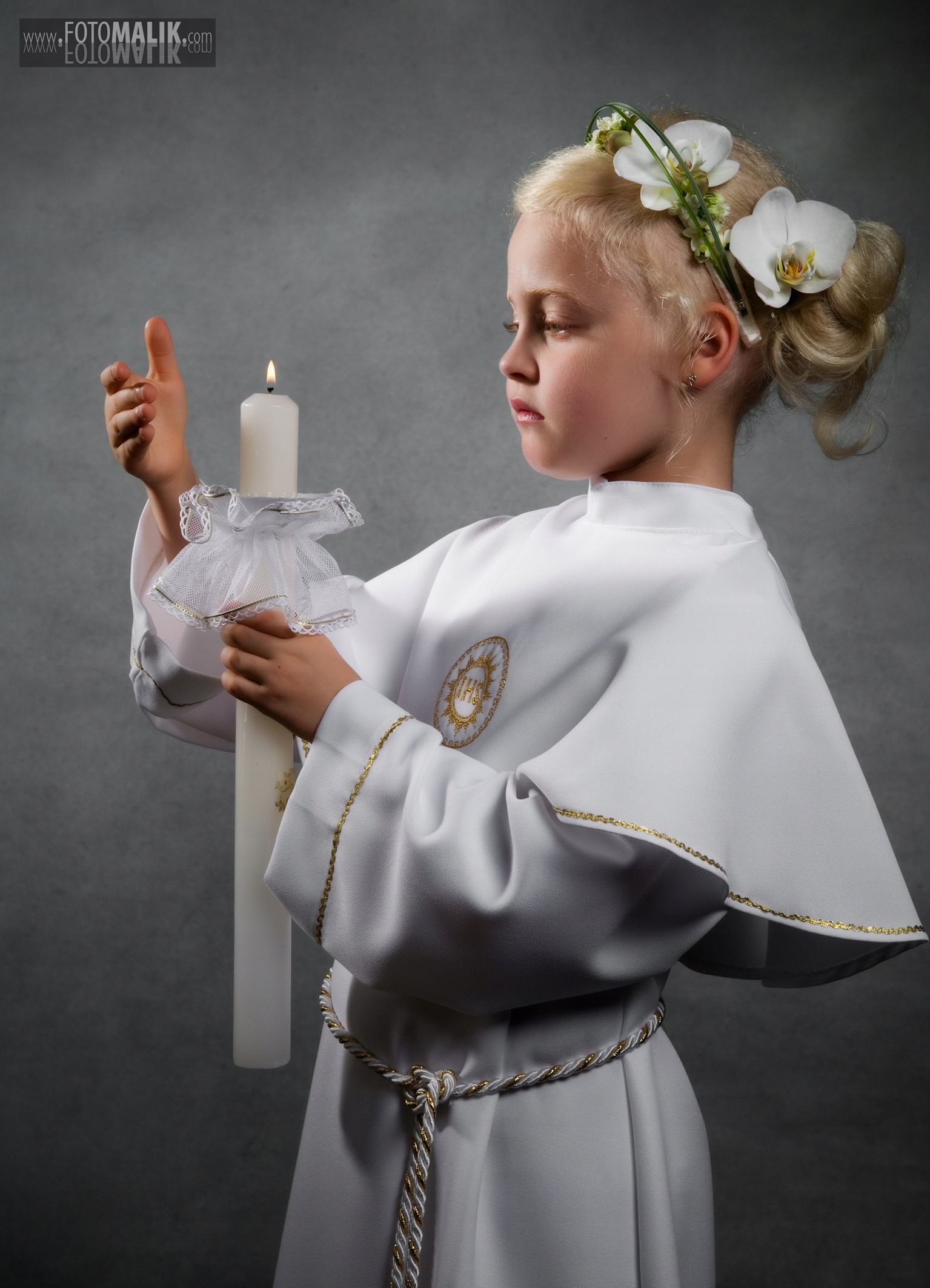 ALBA KOMUNIJNA Z HAFTEM I SZNUREM DZIEWCZĘCA Rozmiar 150