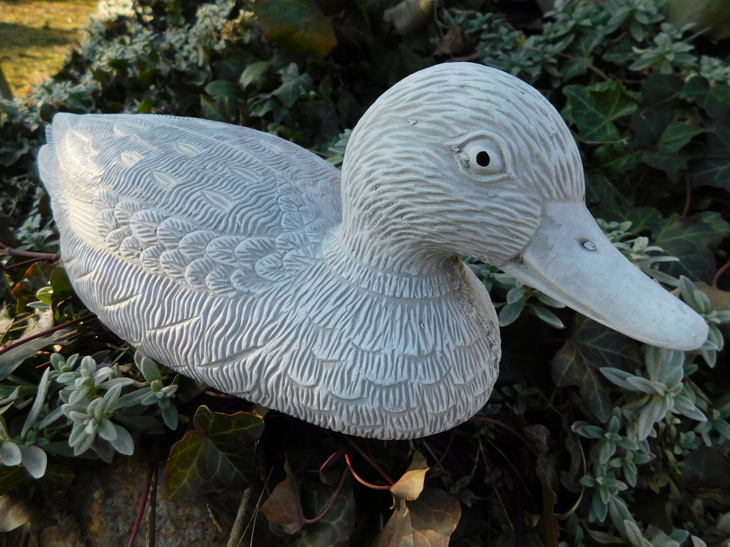 Figurki ogrodowe Kaczka figurka betonowa