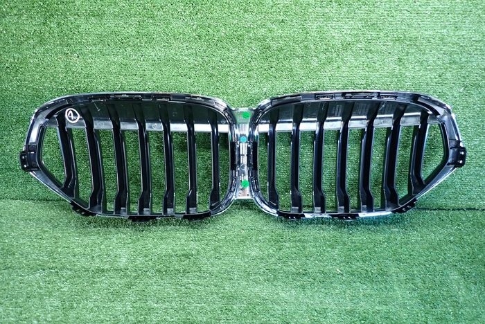 BMW X1 F48 LIFT 19- Grille