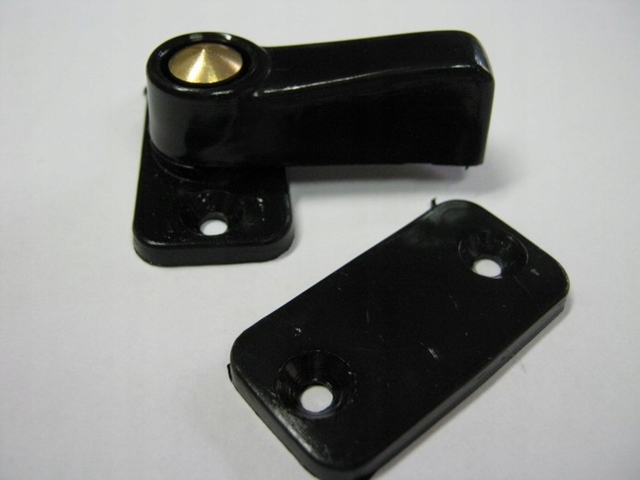 Zabezpieczenie blokada drzwi do kampera przyczepy Marka Fawo