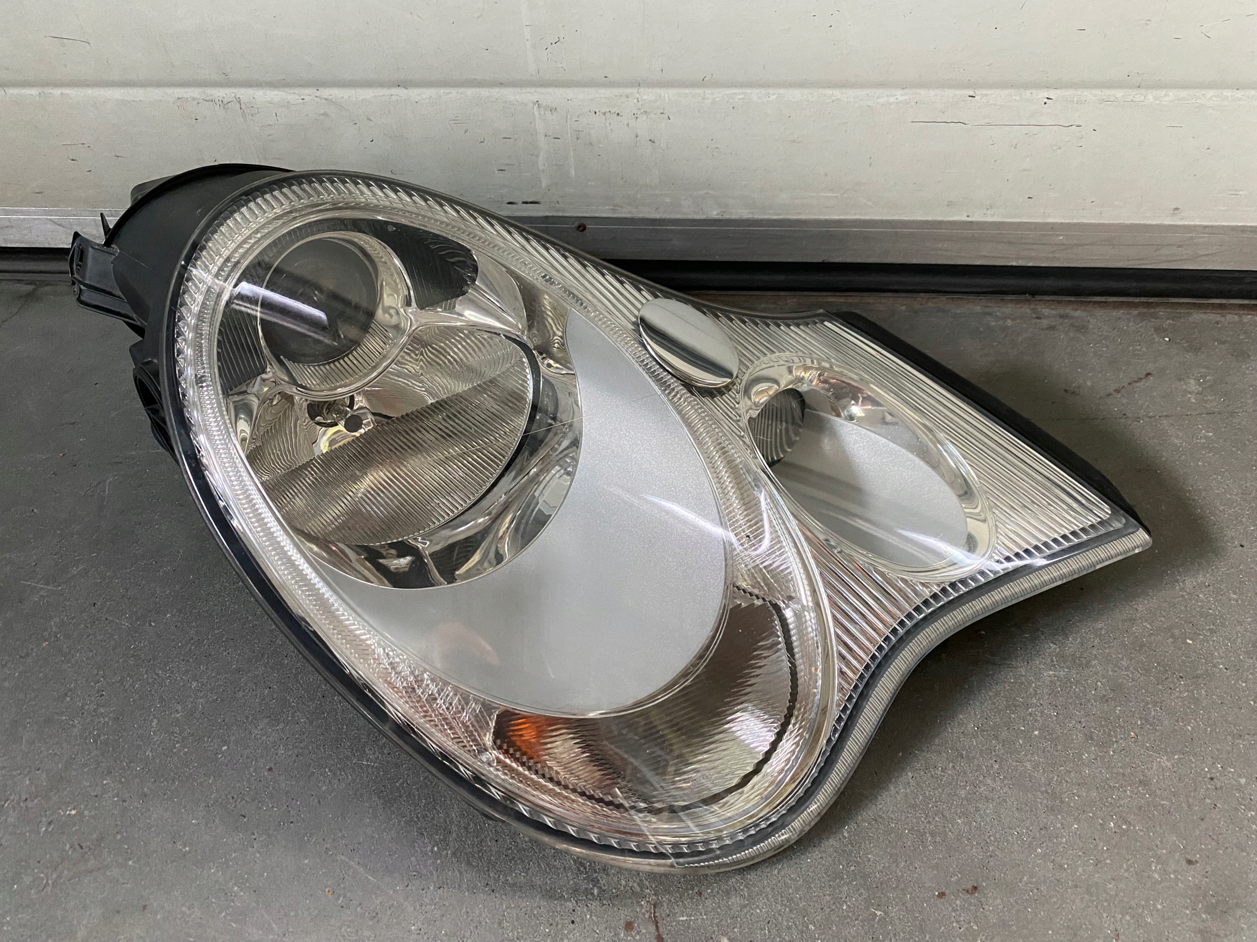 ФАРА ПРАВА PORSCHE 911 996 РЕСТАЙЛІНГ 01-05 КСЕНОН