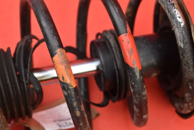 shock absorber right front NISSAN PRIMERA P12 1.8 16V 116 KM 01-08