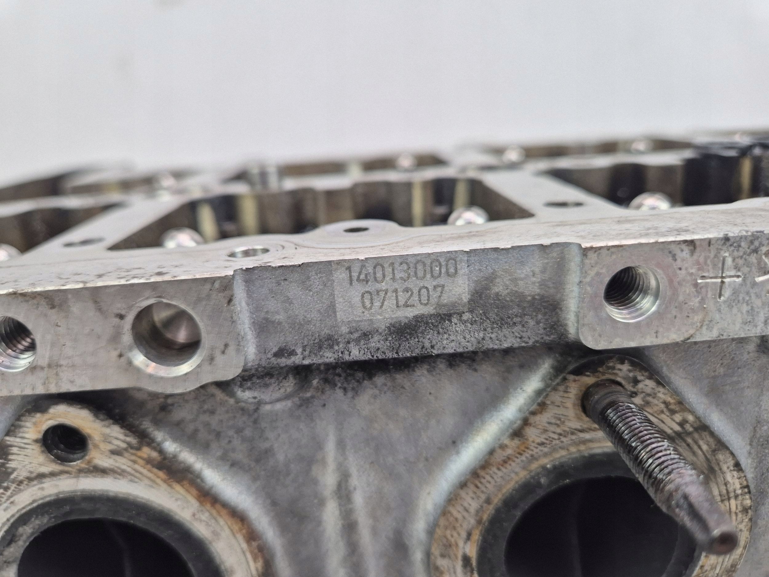 testata motore BMW 1 E81 E87 118d 7797678 N47D20A