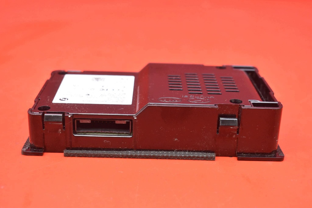 control unit module LADOWARKI INDUKCYJNEJ 95560-CV000 KIA EV6 GT 21-24