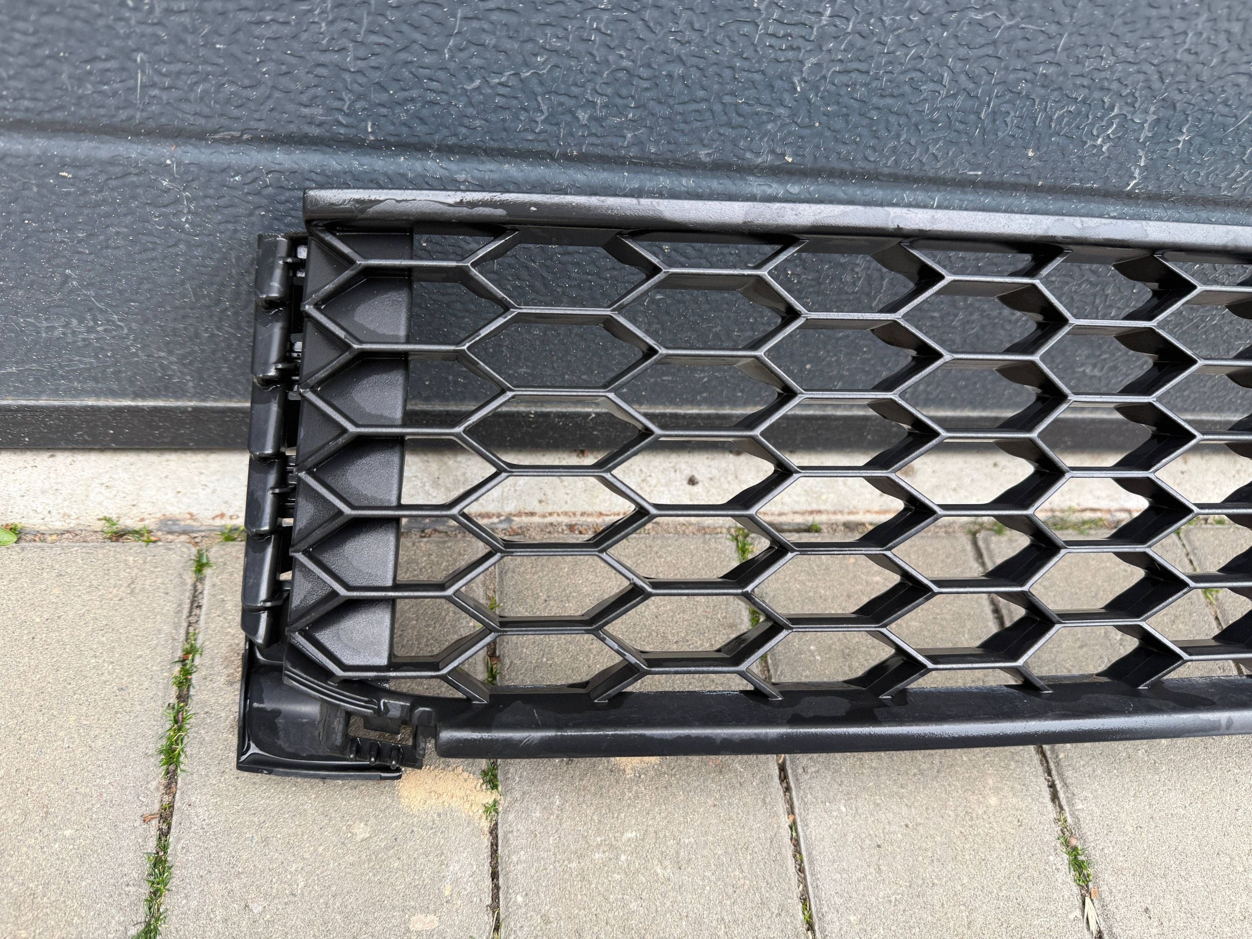 Vw Polo 6C mřížka předek přední R Line 6C0853677k