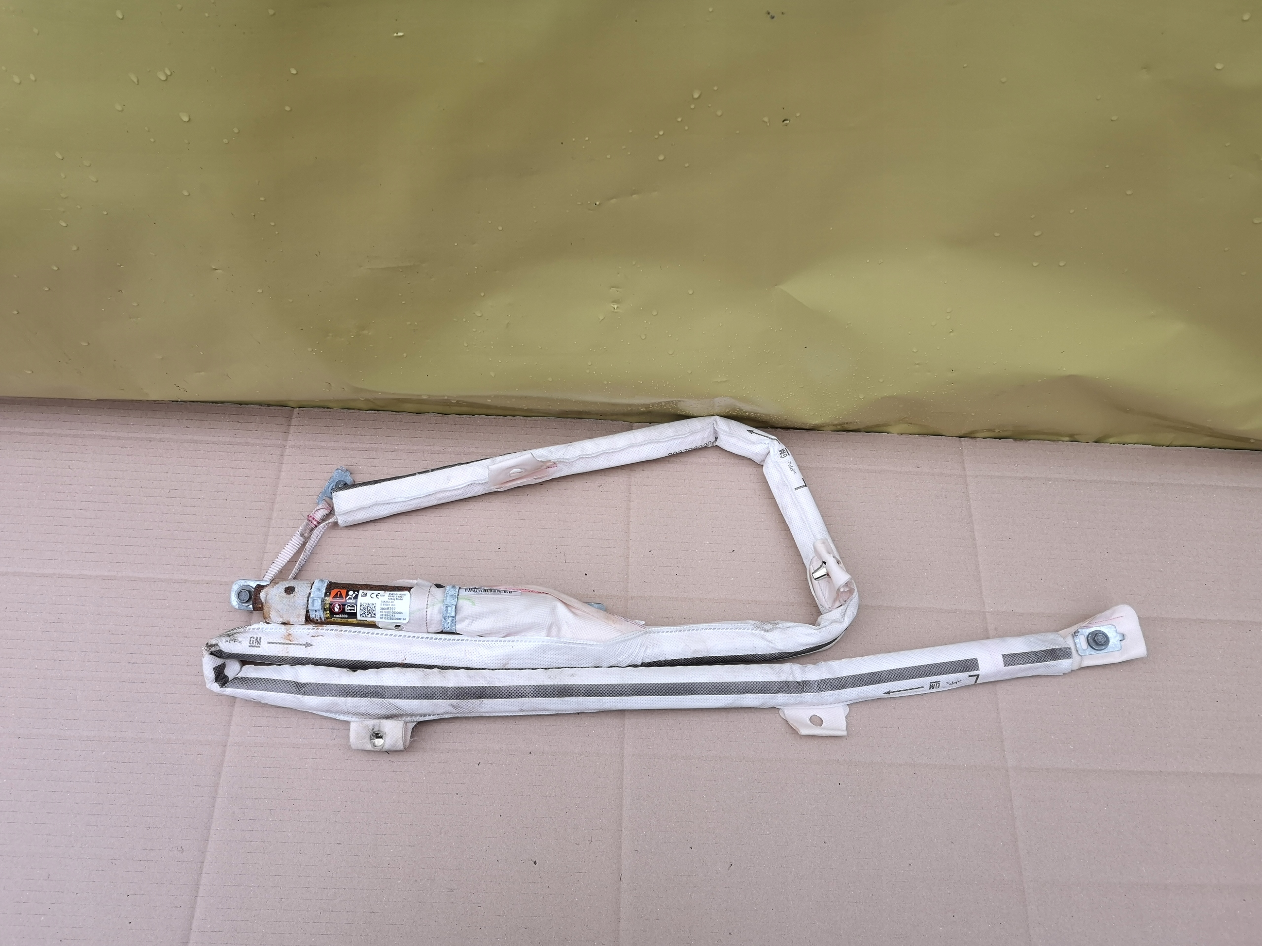 пиропатрон левый подушки безопасности opel ASTRA K V 39008397