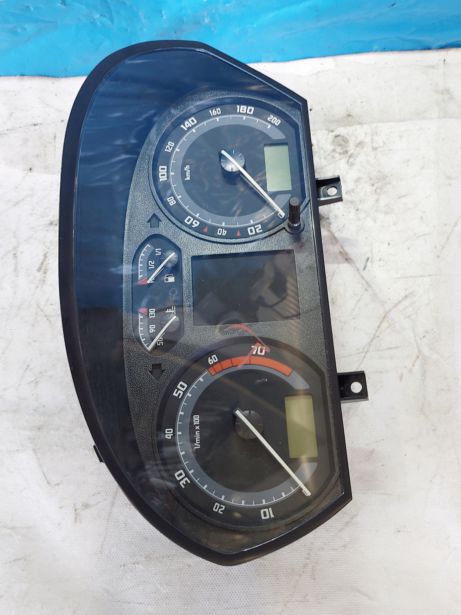 dials clock SKODA FABIA 6Y 1.4 B 6Y0920883L