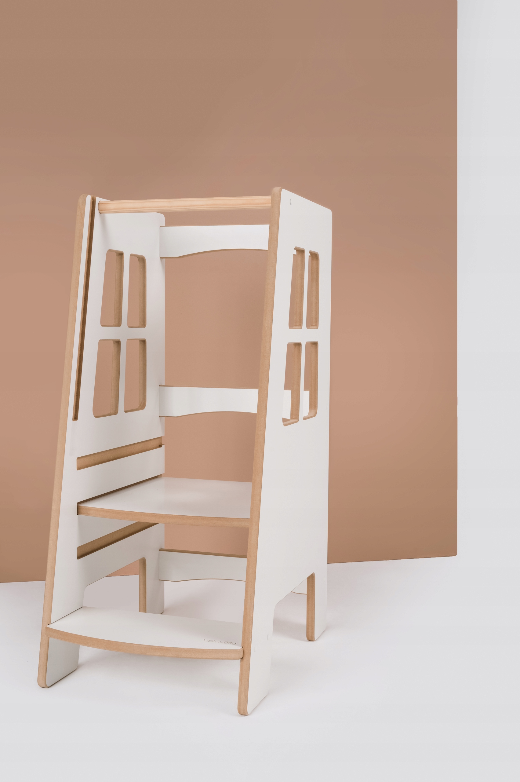 Pomocnik Kuchenny Kitchen Helper Solidny Podest Biały MDF Tuptiwood Kolor biały