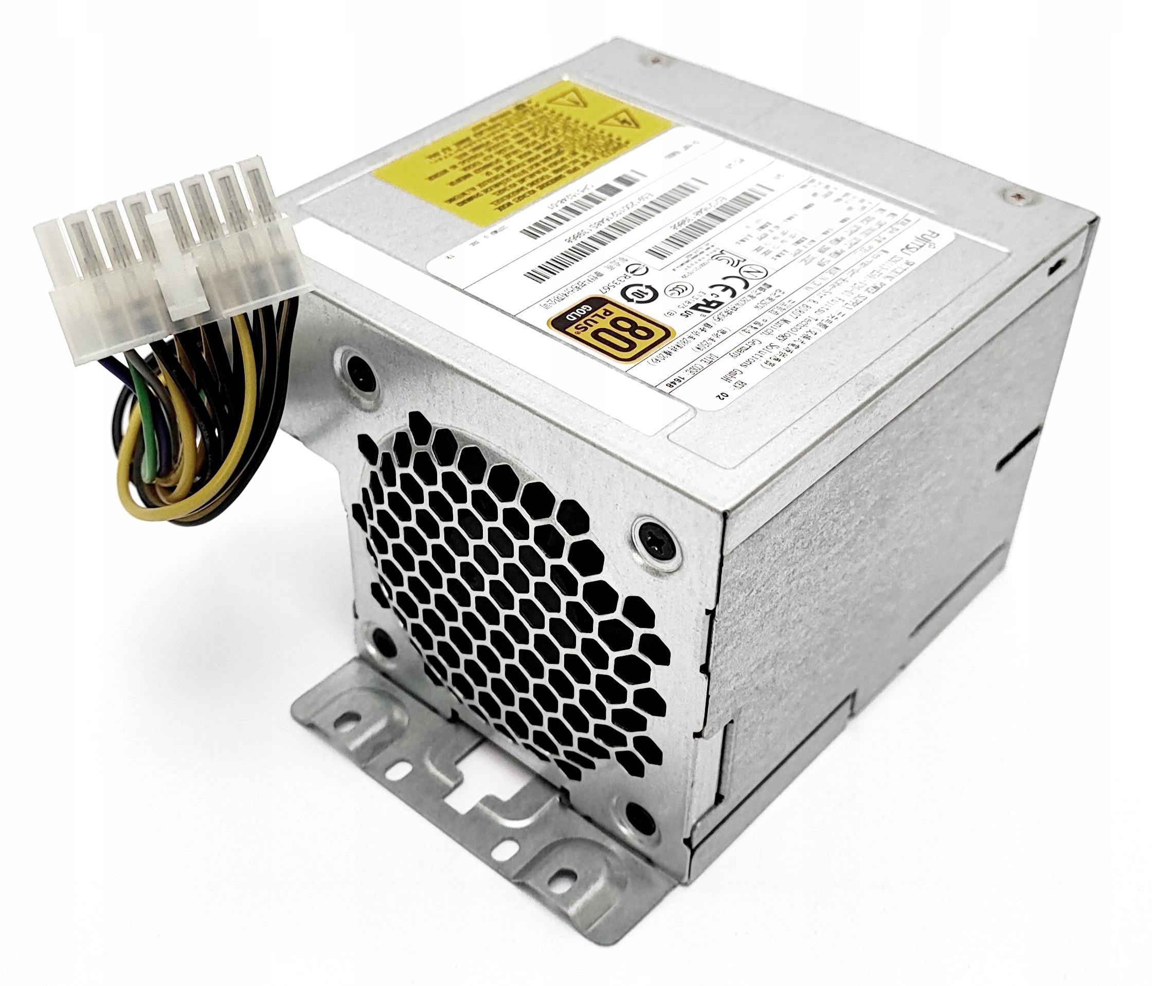 Fujitsu BAZA Komputer 6 generacji Core i3 i5 i7 6 / 7-gen + Windows 10 Pro Typ pamięci RAM DDR4