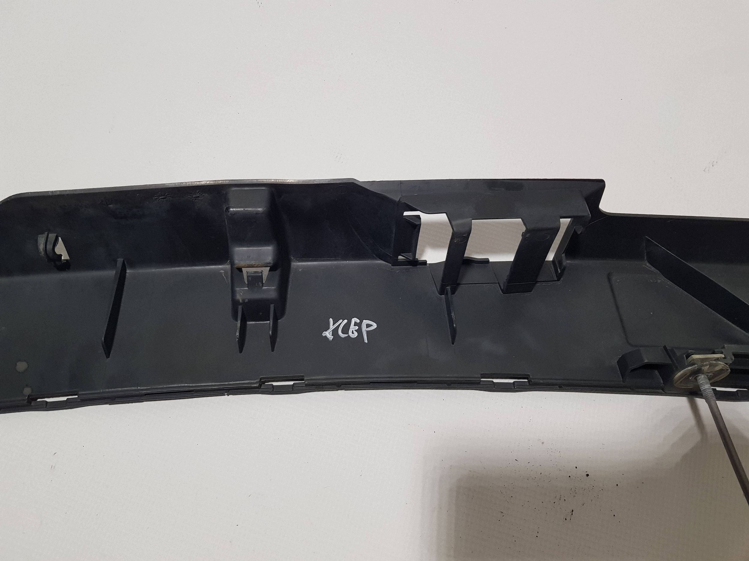 bumper bracket rear part central A2058851865 Mercedes C-klasa W205