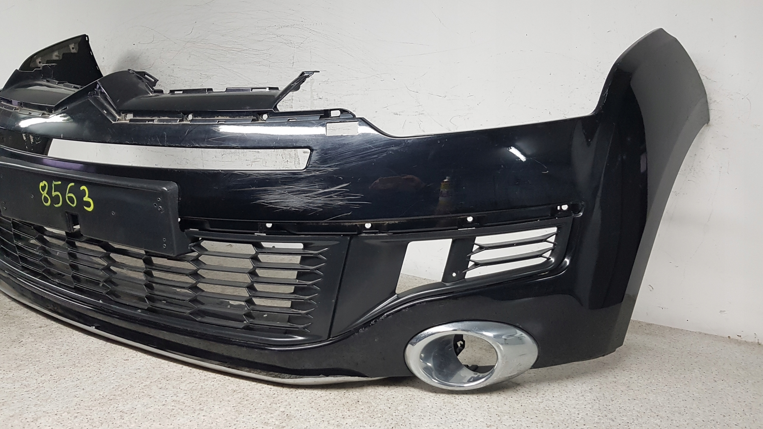 CITROEN C - CROSSER 2007 - bumper front 8563