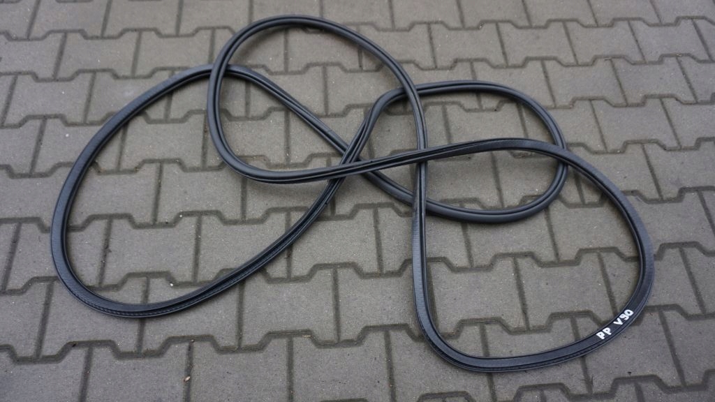 VOLVO S90 V90 - gasket bodywork door right front