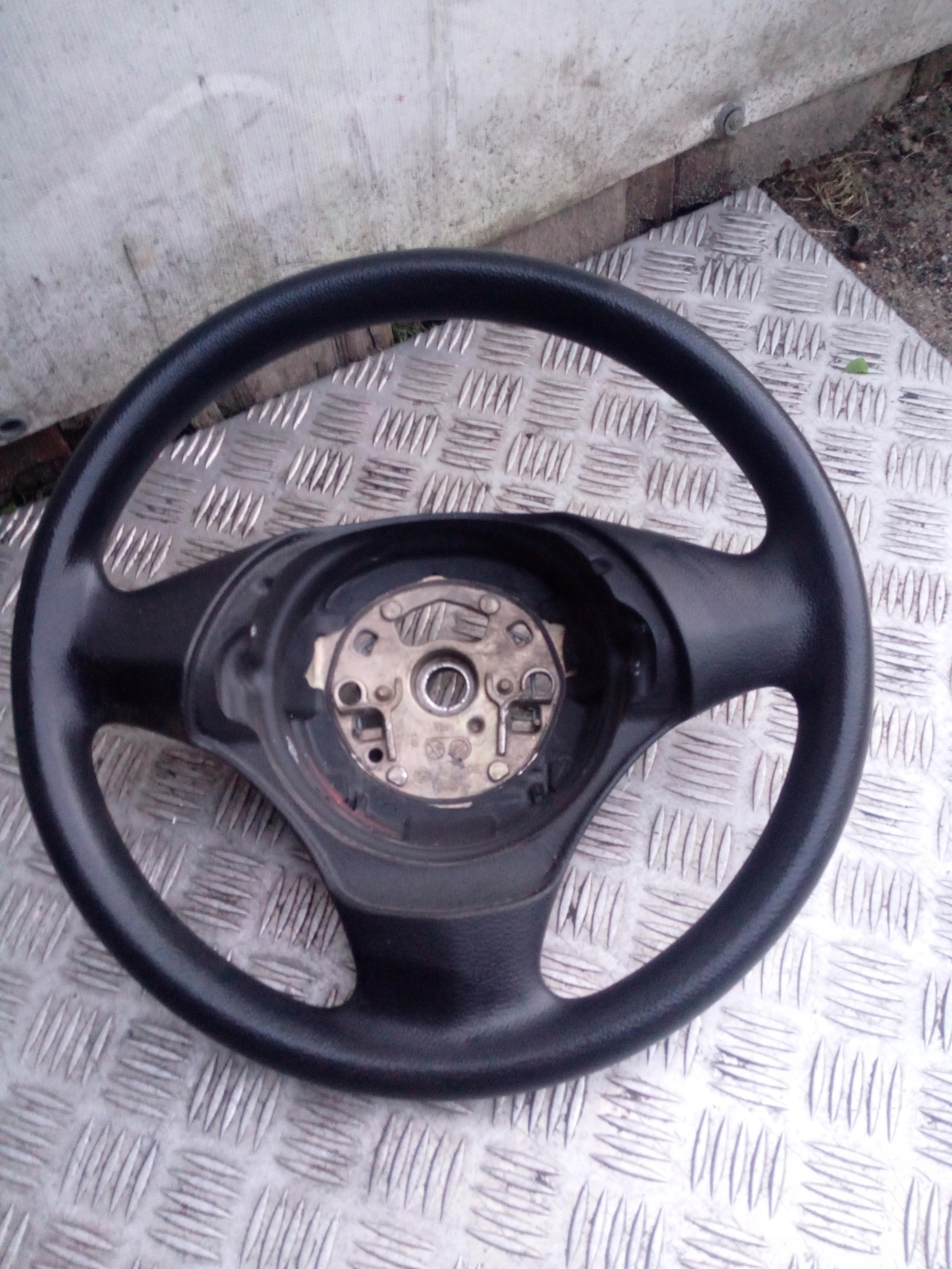BMW E87 steering wheel, TROJRAMIENNA LADNA