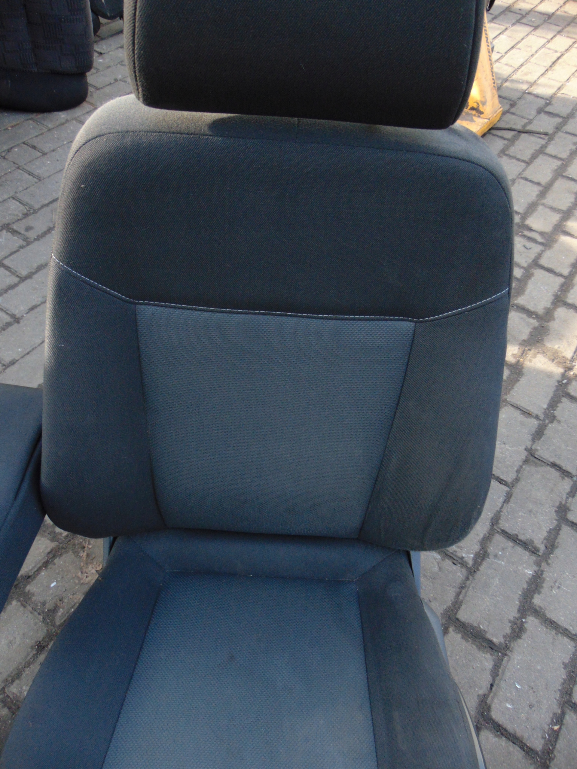 кресло левый с opel Zafira II b европа