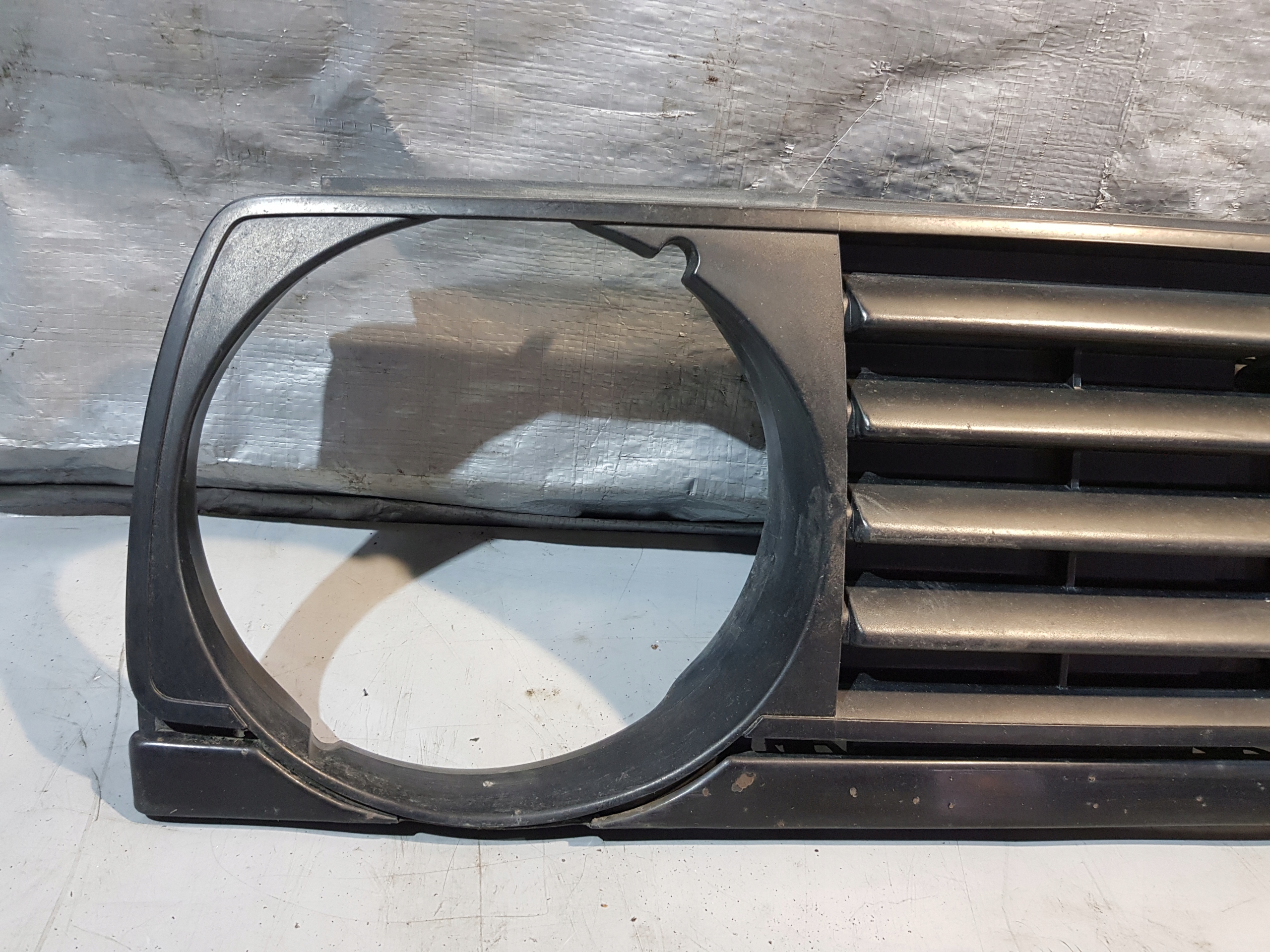 VW GOLF II 2 grill grille grid radiator frame