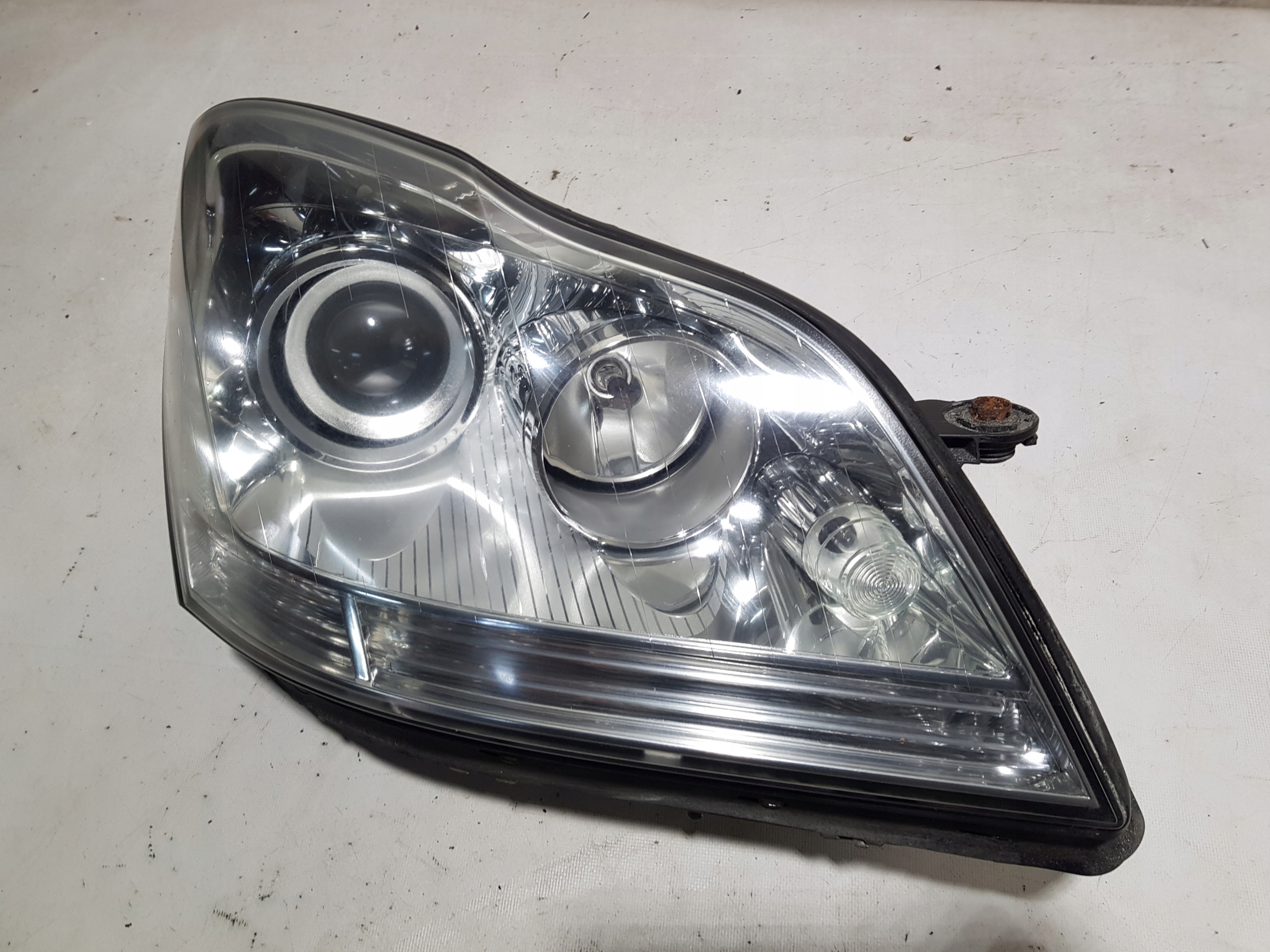 MERCEDES GL X164 light right front UK