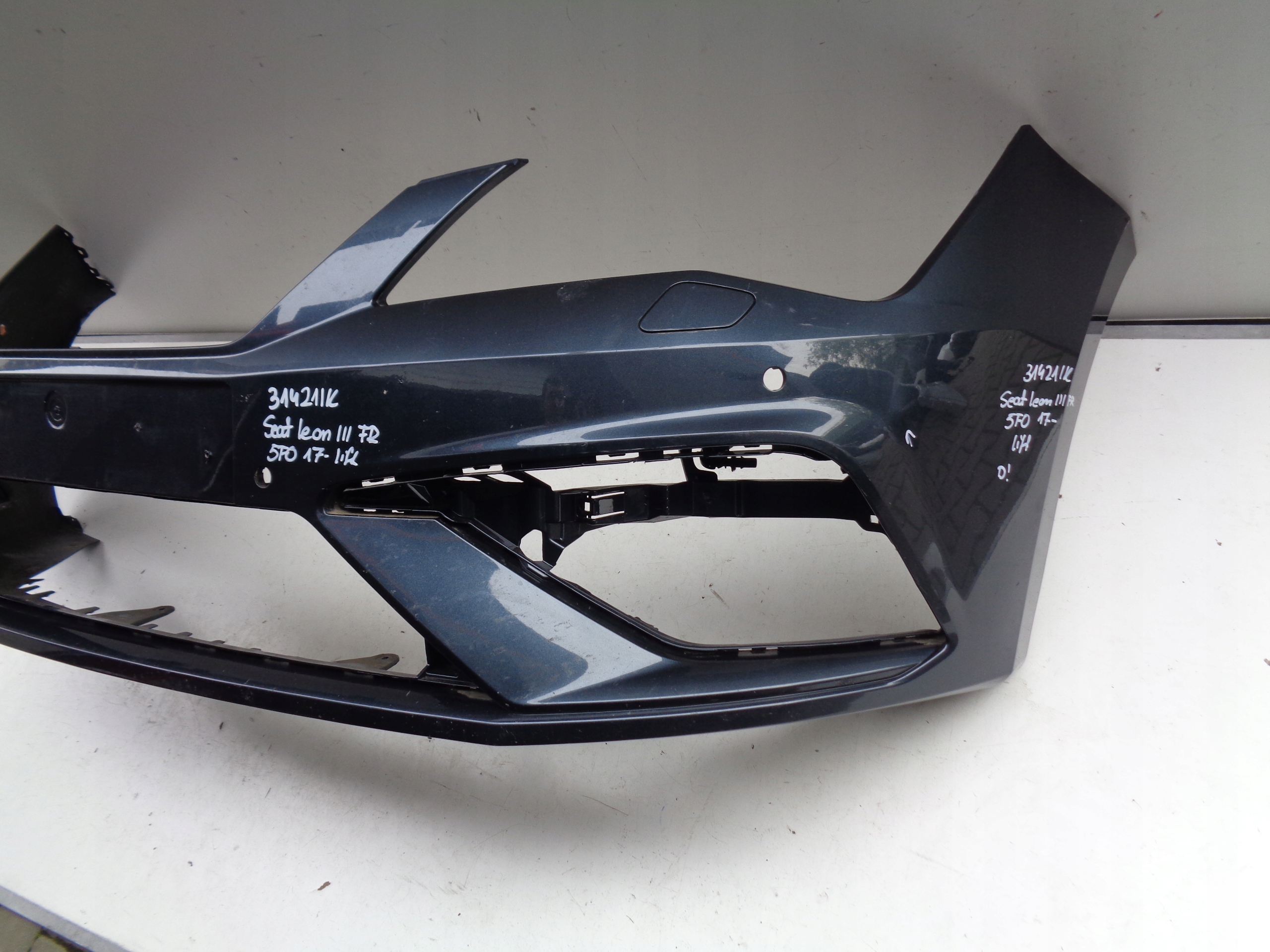 FRONTSTOSSSTANGE SEAT LEON III 3 FR 5F 17- LIFT NR 31421