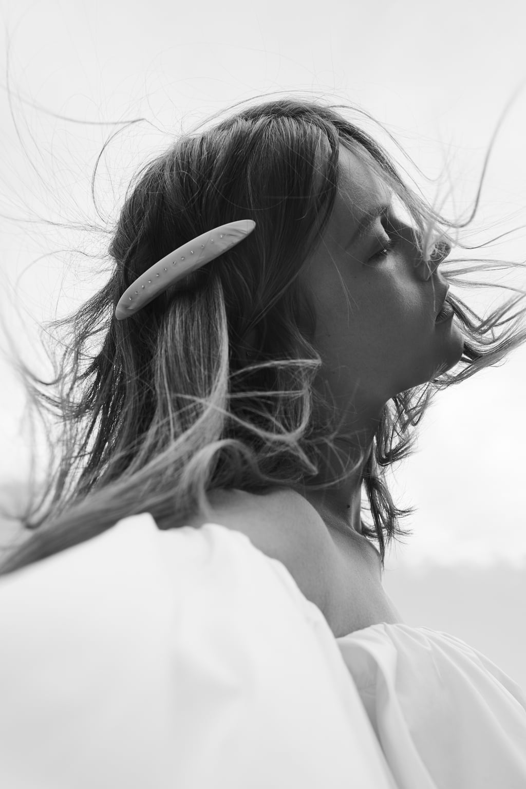 ZARA KOMPLET SPINEK Z BIŻUTERYJNYM ZDOBIENIEM Rodzaj inny