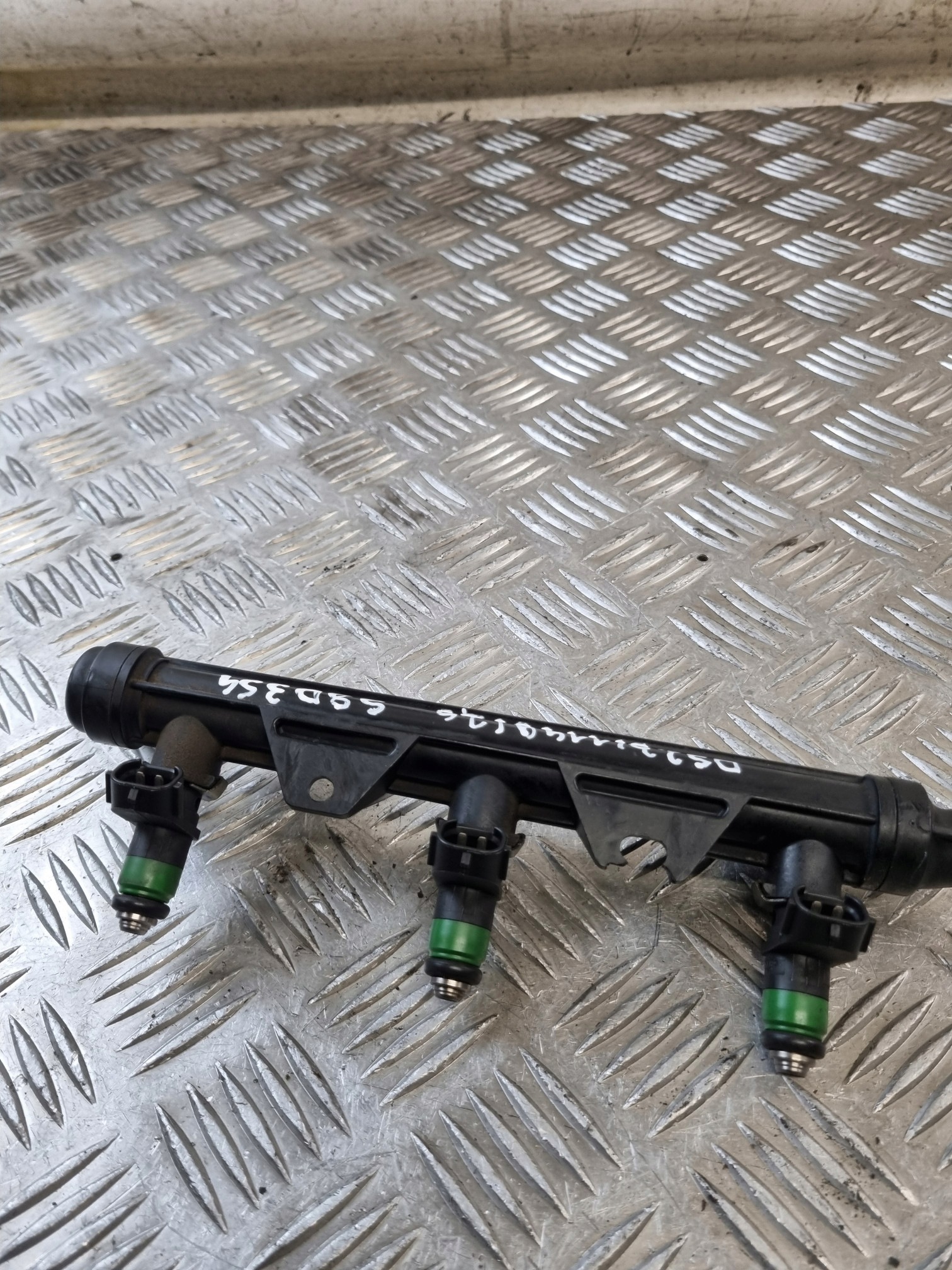 kraftstoffverteiler einspritzleiste VW POLO IV 1.2B