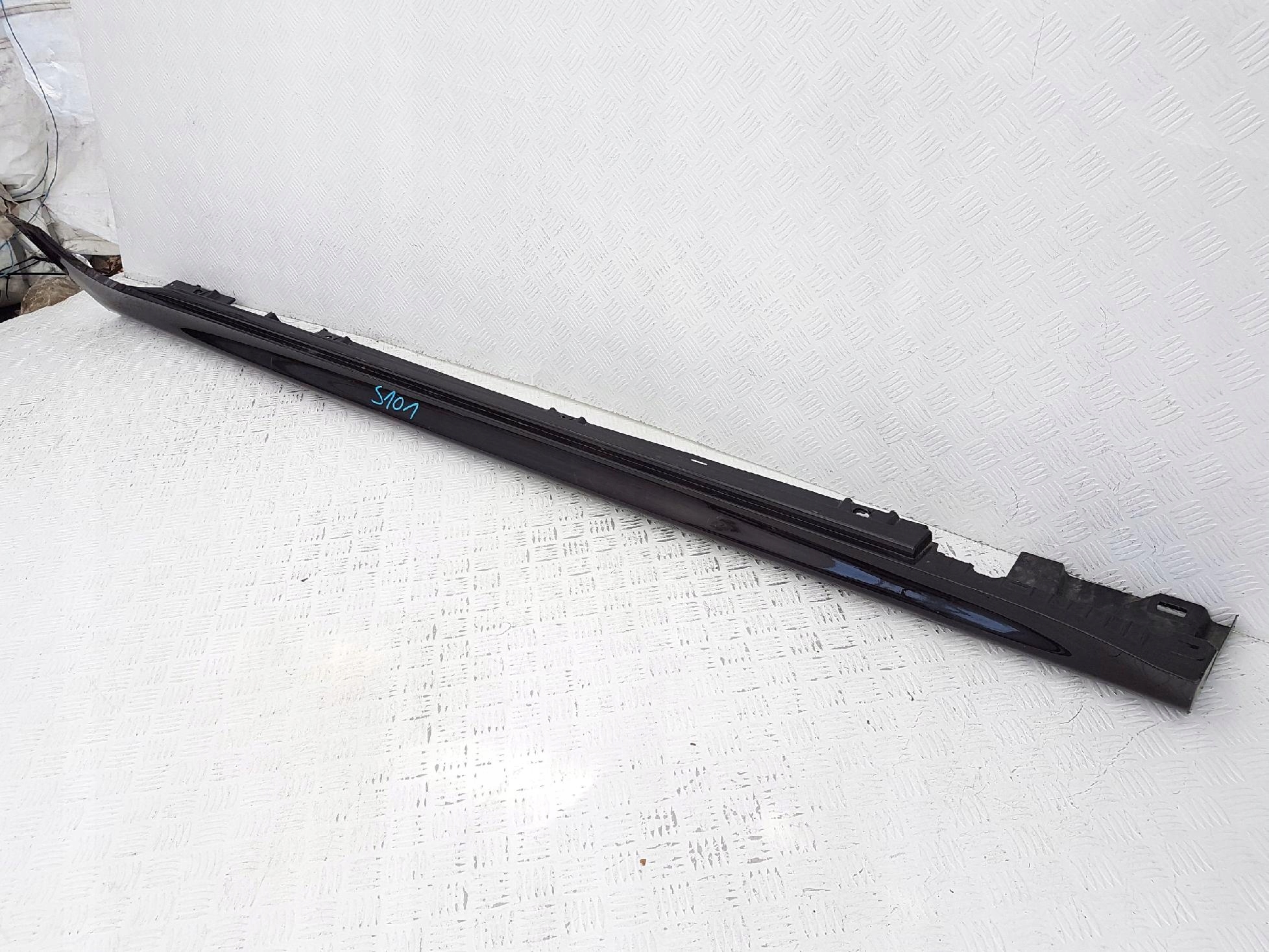 Mercedes CLS 257 AMG moulding threshold threshold right