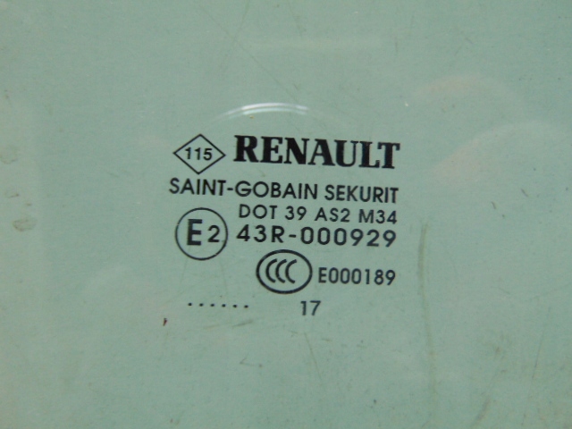 Стекло двери правое заднее RENAULT TALISMAN универсал 2017R