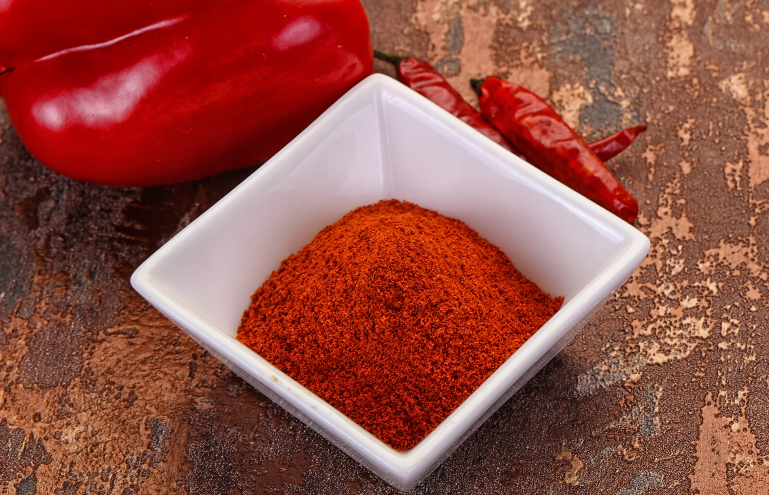 Pieprz CAYENNE 1kg KAJEŃSKI mielony OSTRY Postać mielony