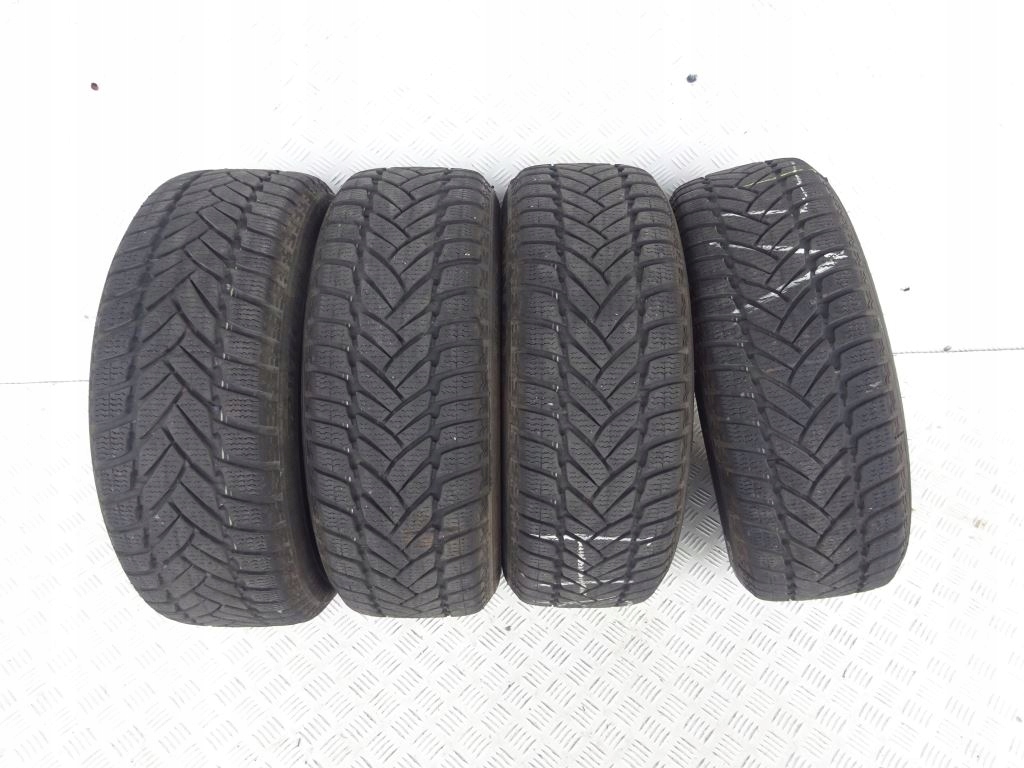 BMW E81 E87 E82 CERCHI+pneumatici, gomme 205/55 16 ZIMA 8MM