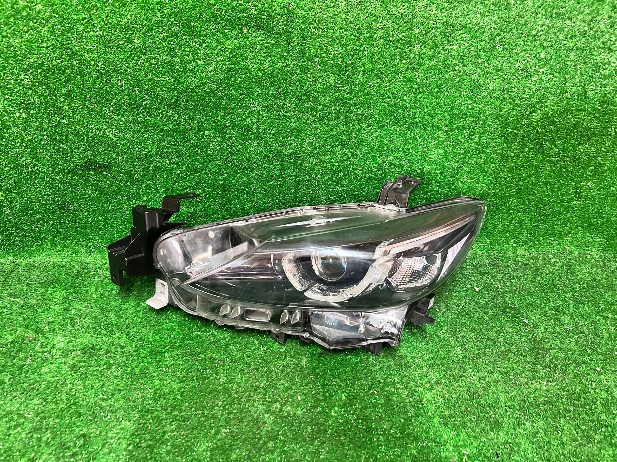 REFLEKTOR links MAZDA 6 GJ LIFT FULL LED