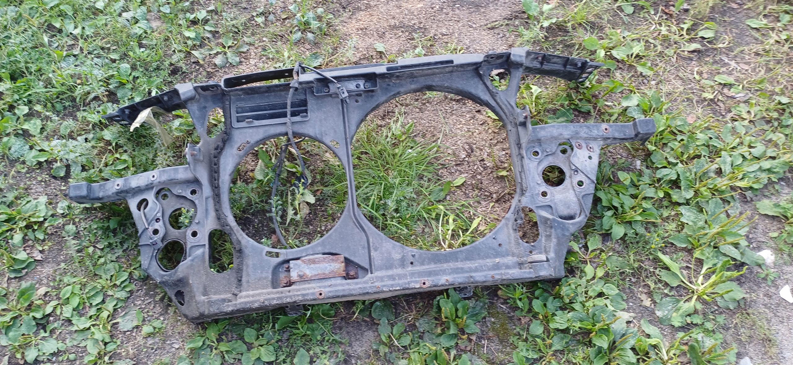 AUDI A6 C5 support panel for radiators pillar LIFT