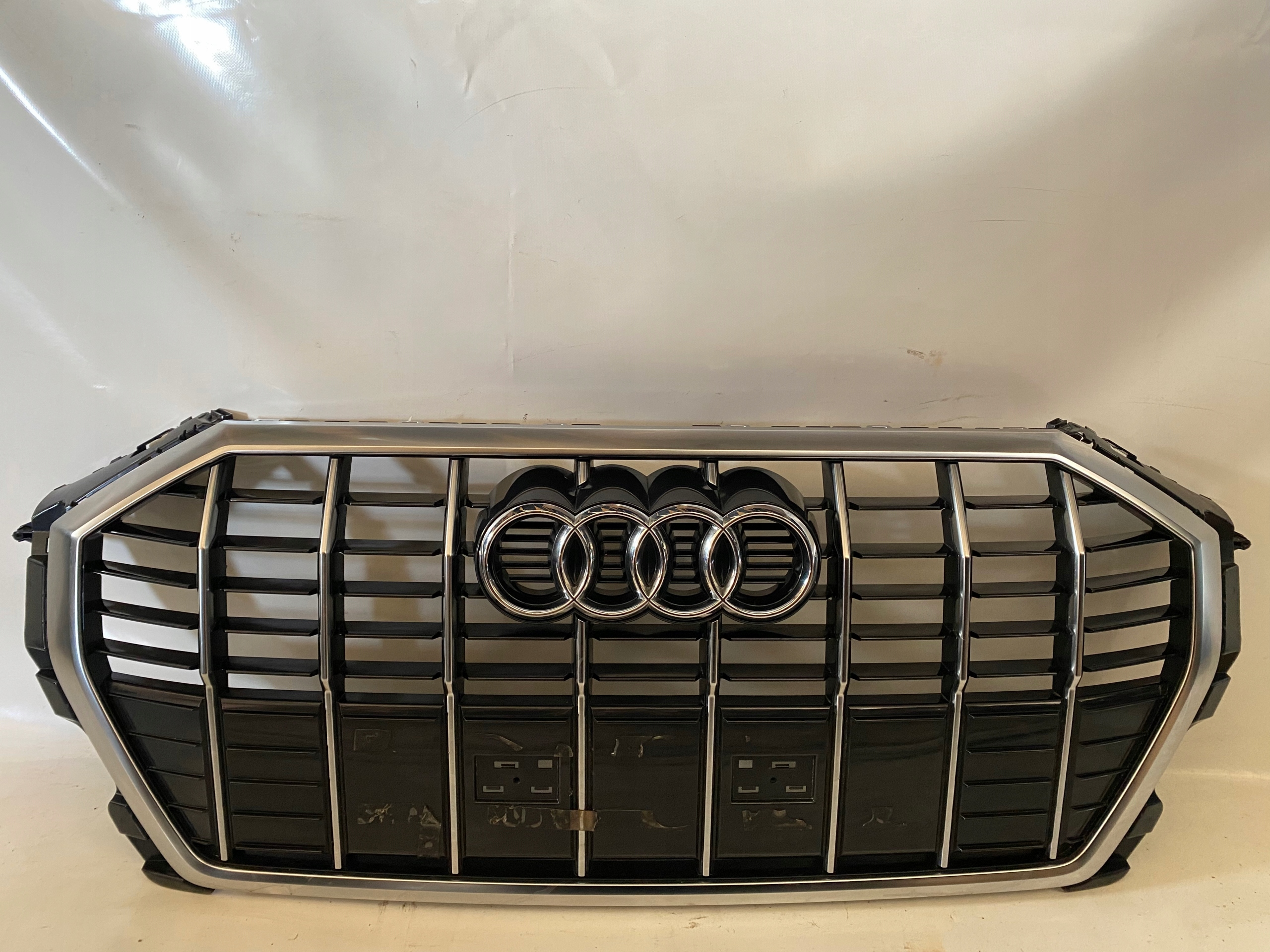 Решітка решітка радіатора audi q3 II3a853651b