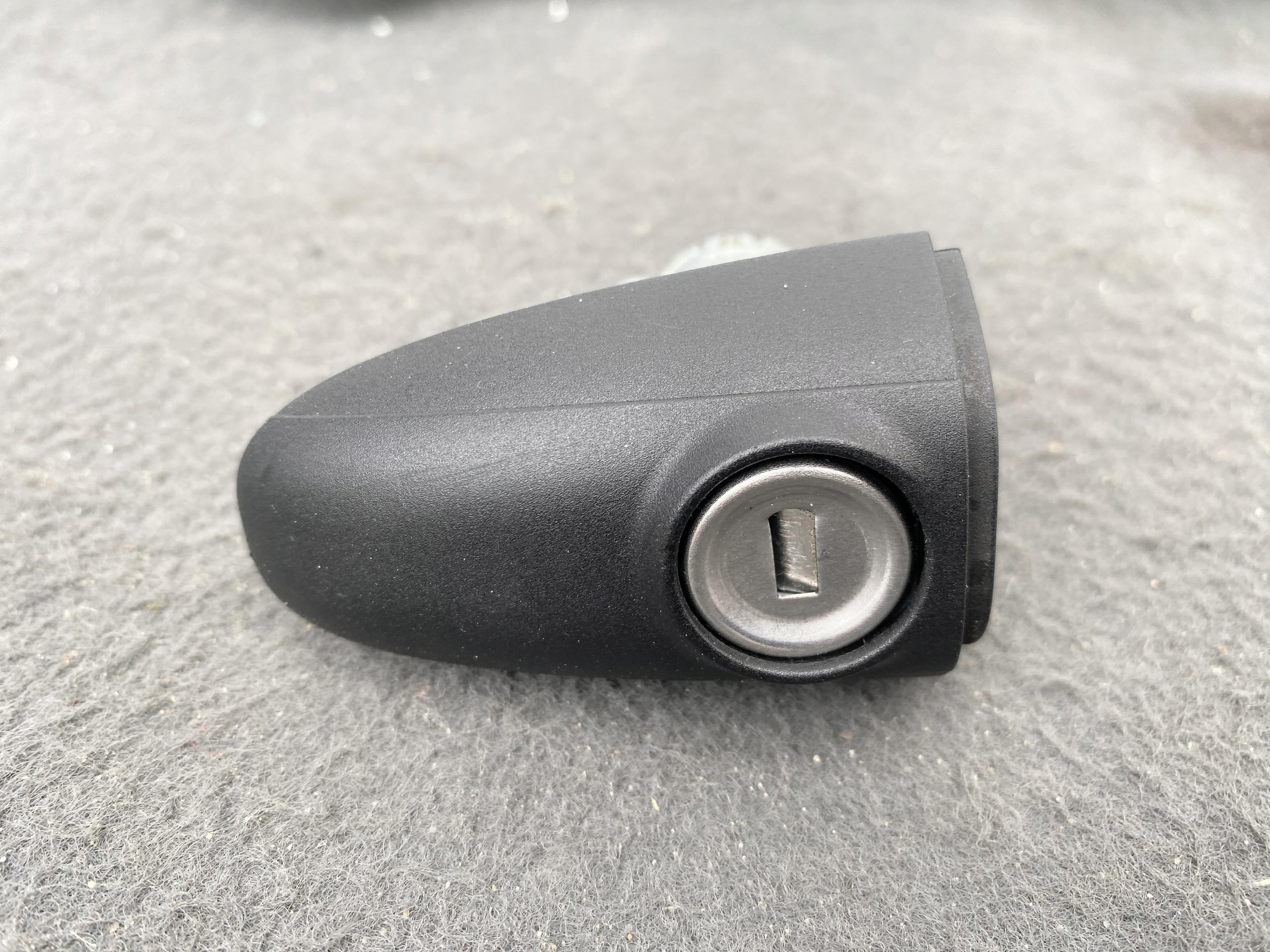 SPRINTER 906 VW CRAFTER 06- Insert de la serrure Portière PRZEDNICH A9067600005