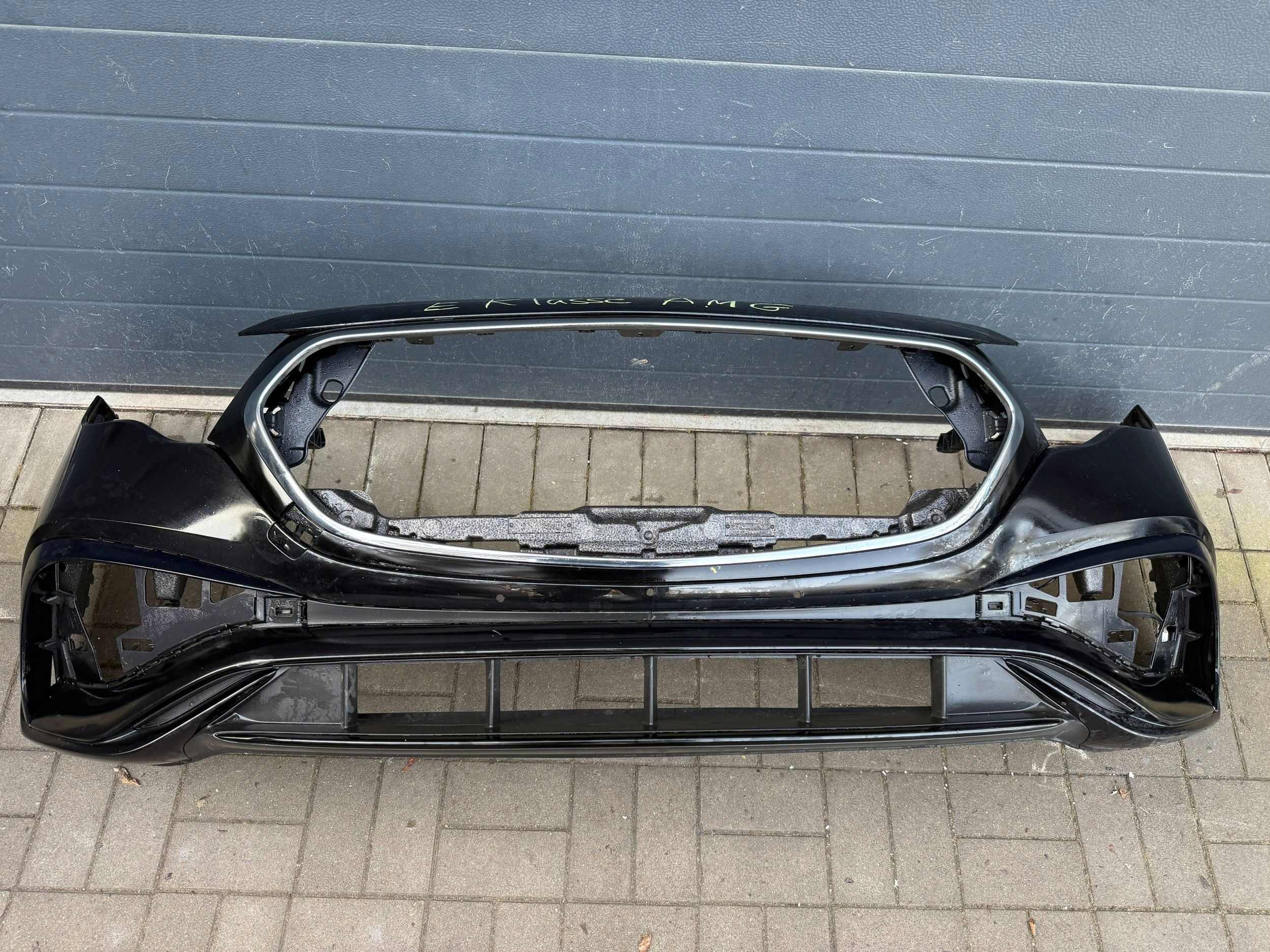 Mercedes E W214 24- Amg bumper front front