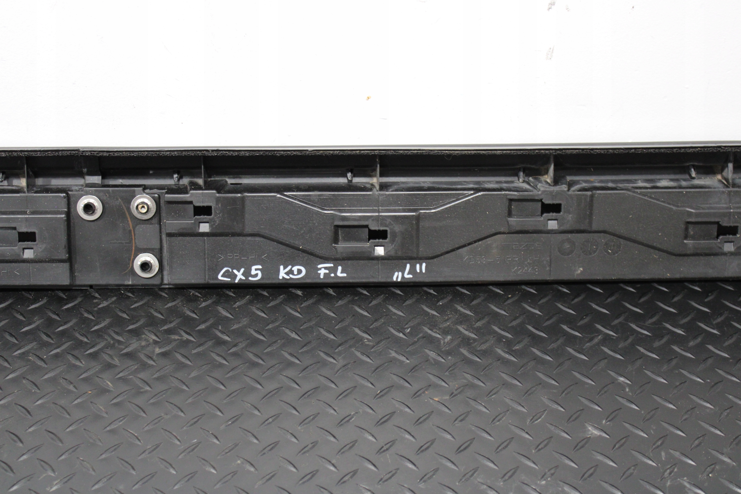 threshold moulding threshold left MAZDA CX5 KD KD53-51PR1