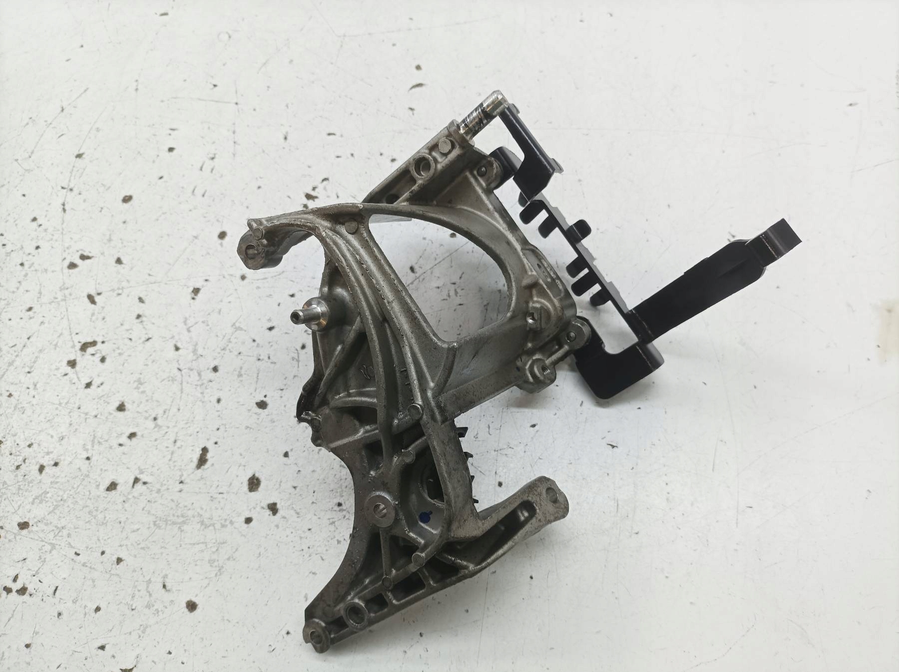 držač filtera goriva 9678325480 BLUE HDI Citroen C4 Cactus i