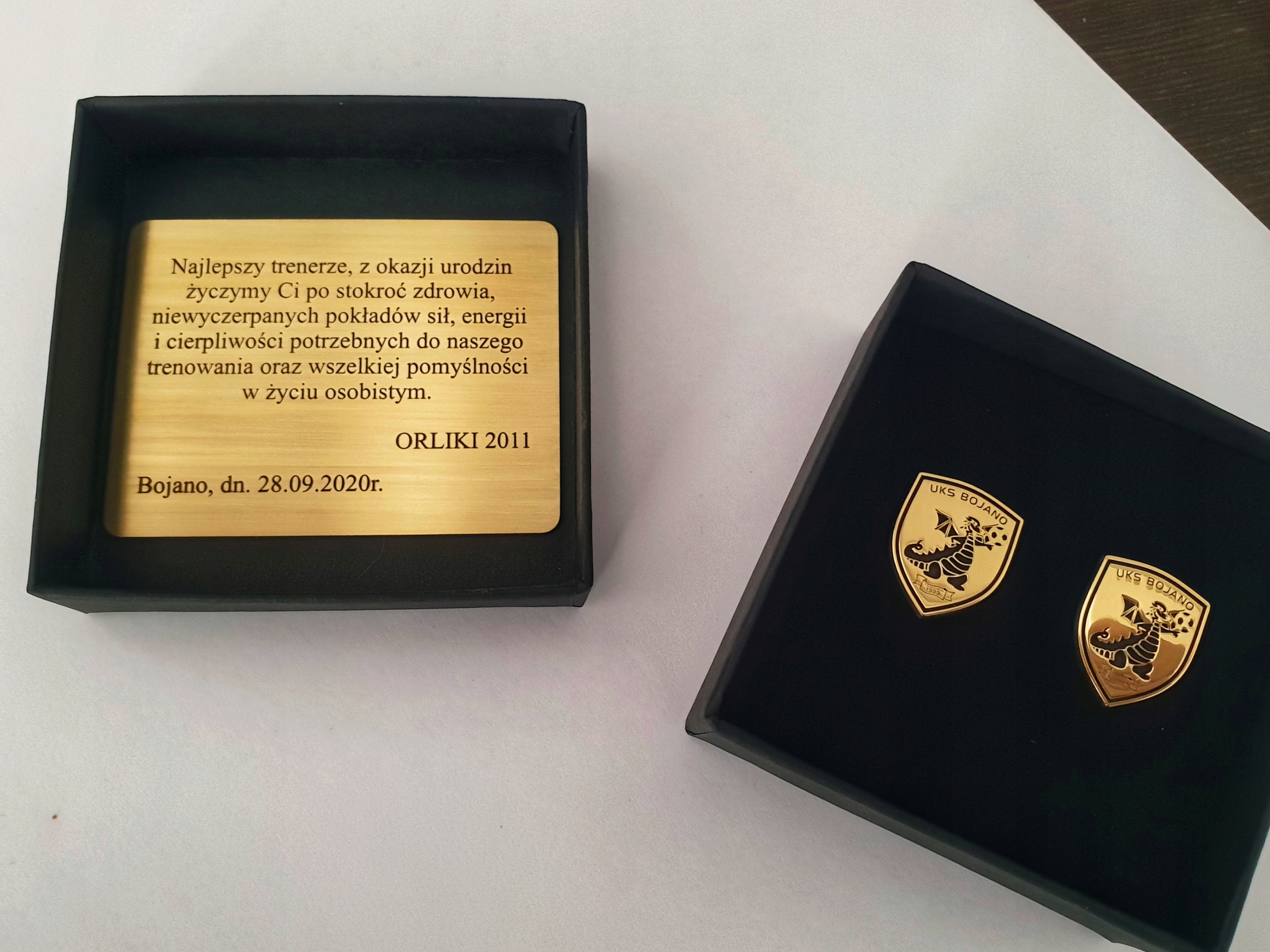 

Tabliczka z grawerunkiem do pudełka spinek