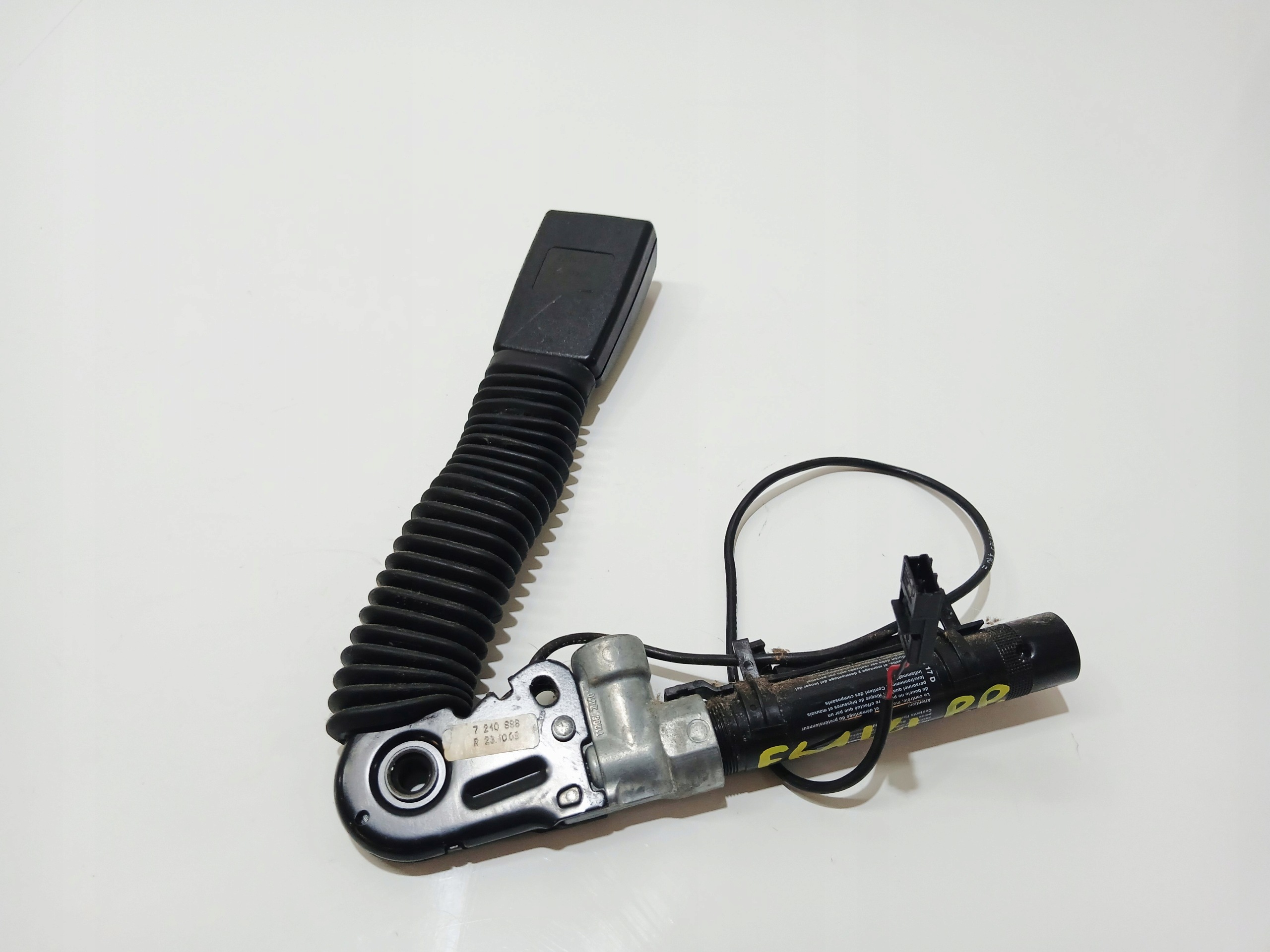 gurtstraffer rechts vorne BMW E60 E61 OE 7210888 (0000378)