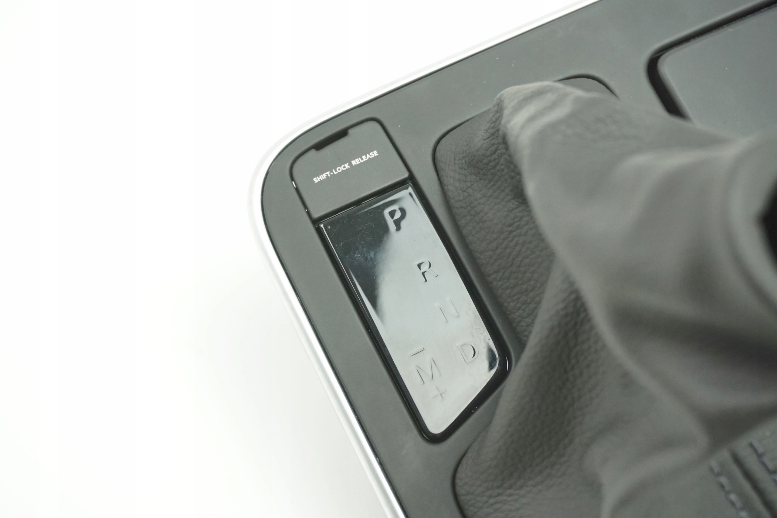 Obudowa mieszek zmiany biegow Talisman Part number x