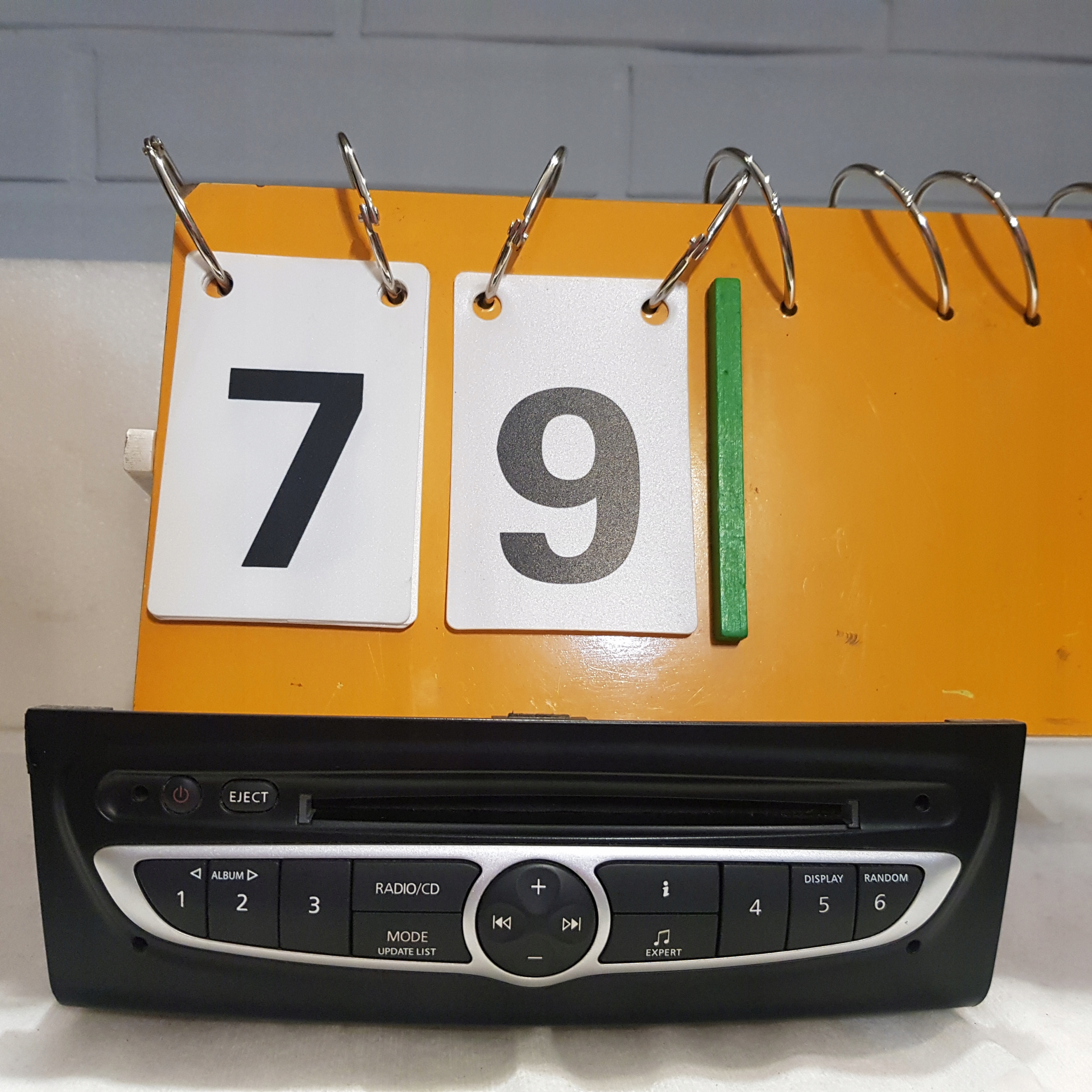 RADIO CD FABRYCZNE RENAULT KOLEOS POD NAWIGACJĘ